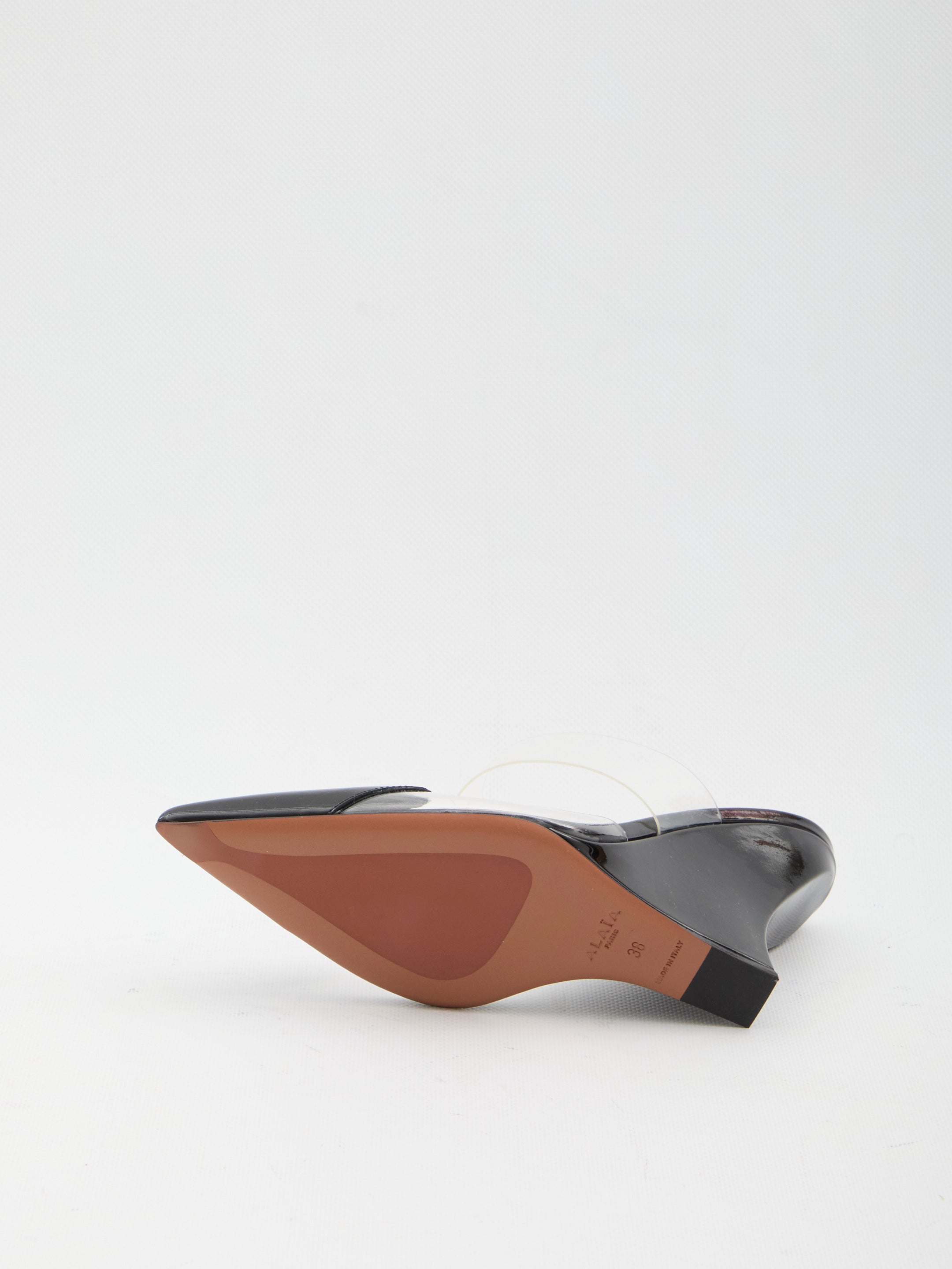 ALAIA 36 le coeur wedge mules