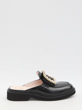 ROGER VIVIER 40 viv&