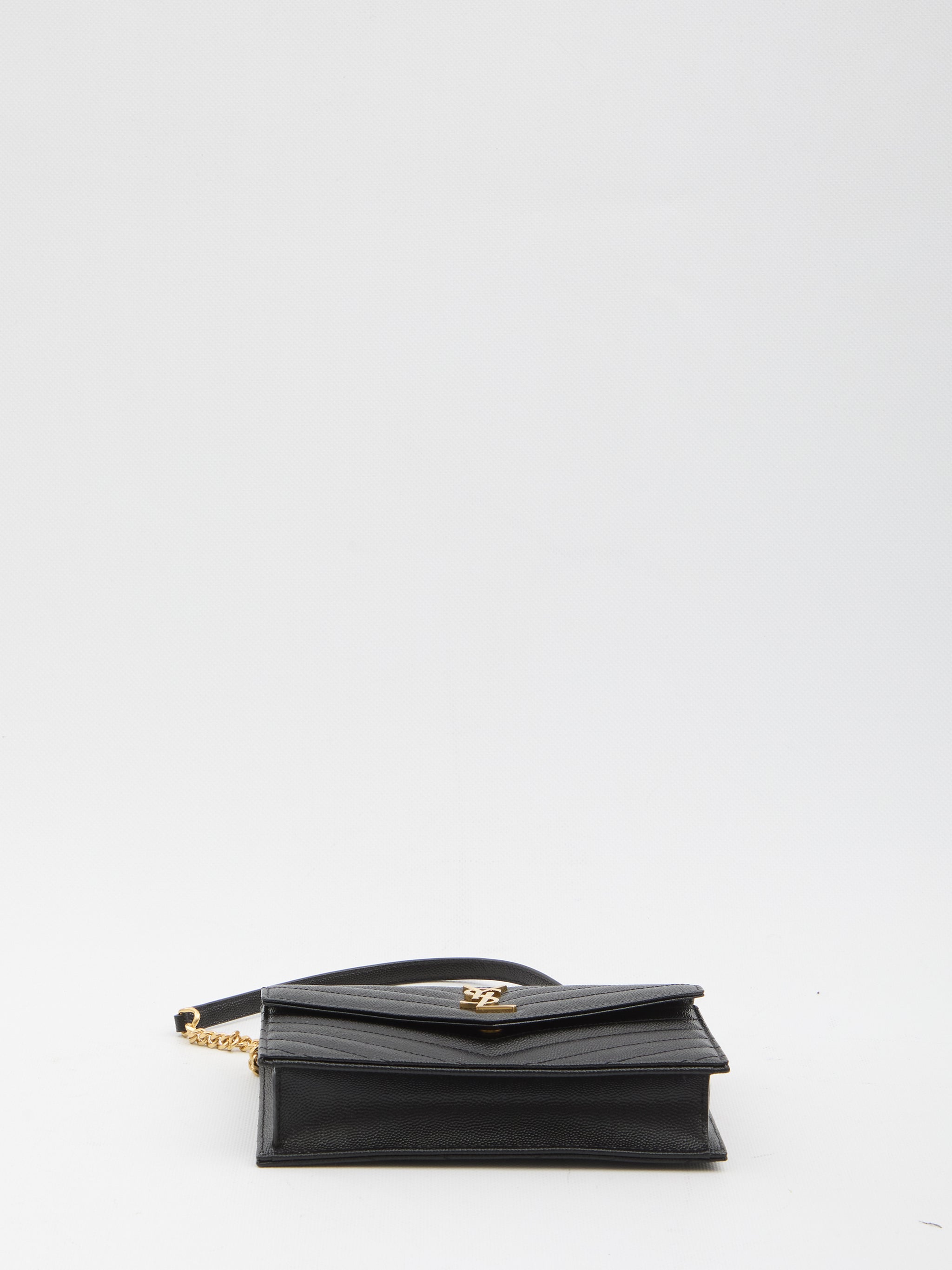 envelope clutch with chain