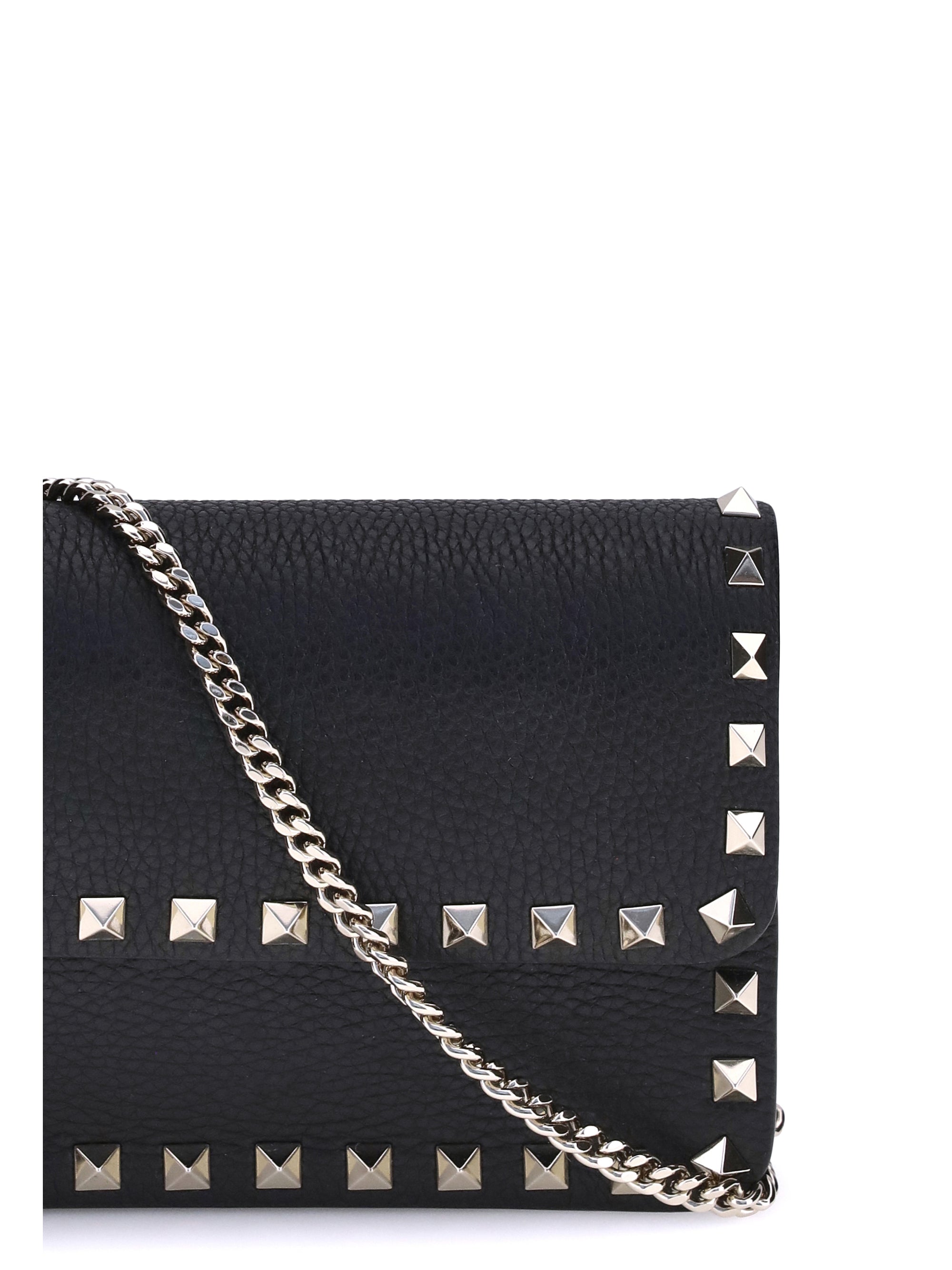rockstud pochette with chain