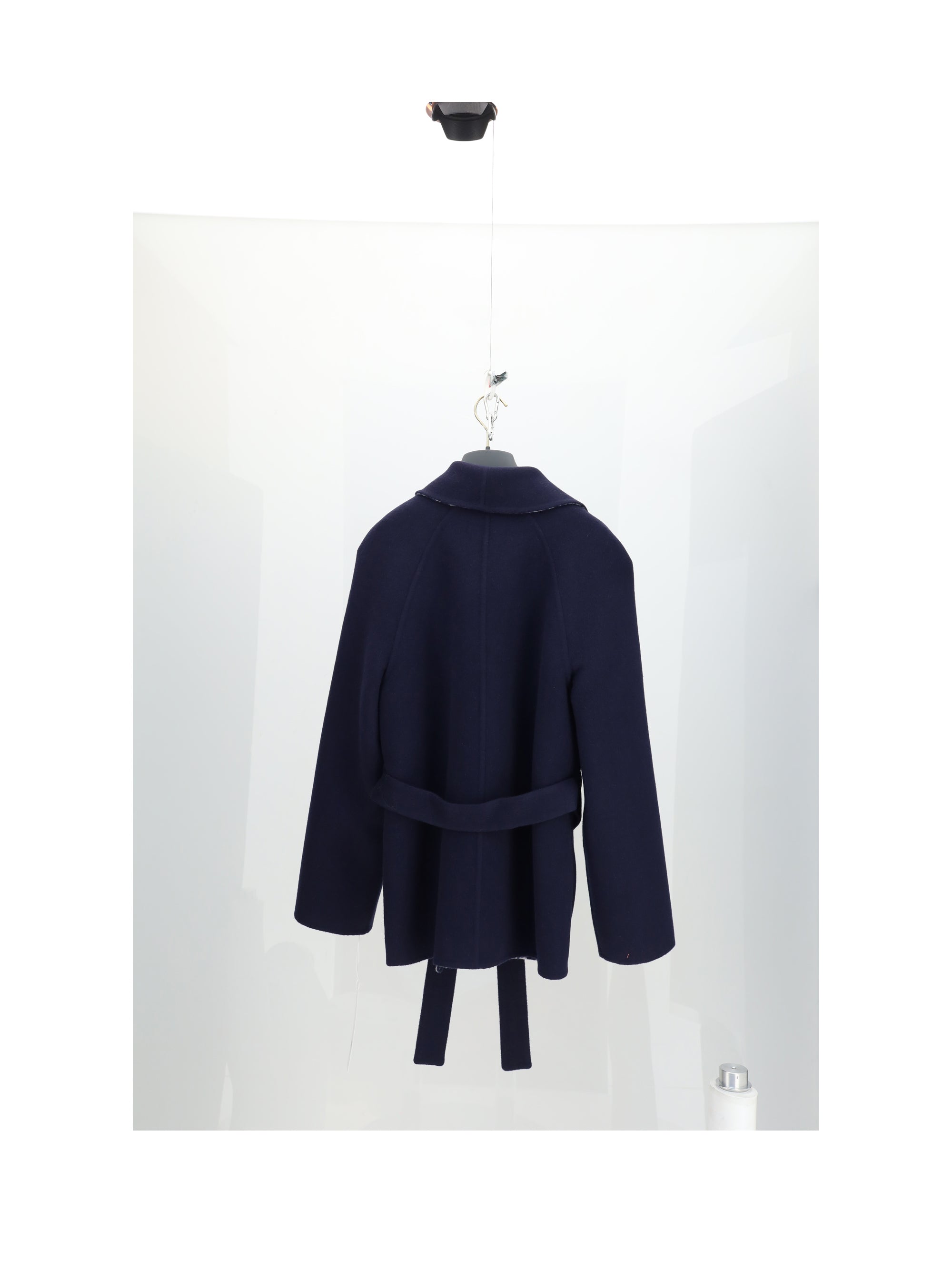 pecoat corto con oblique interno