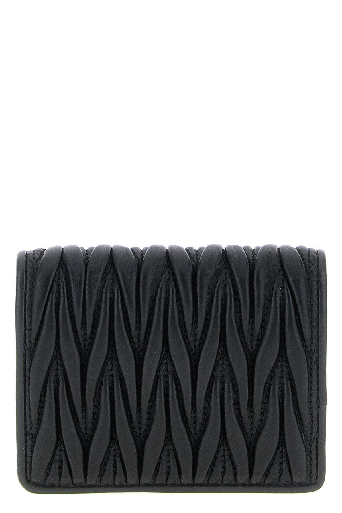 small wallet in matelassé nappa leather