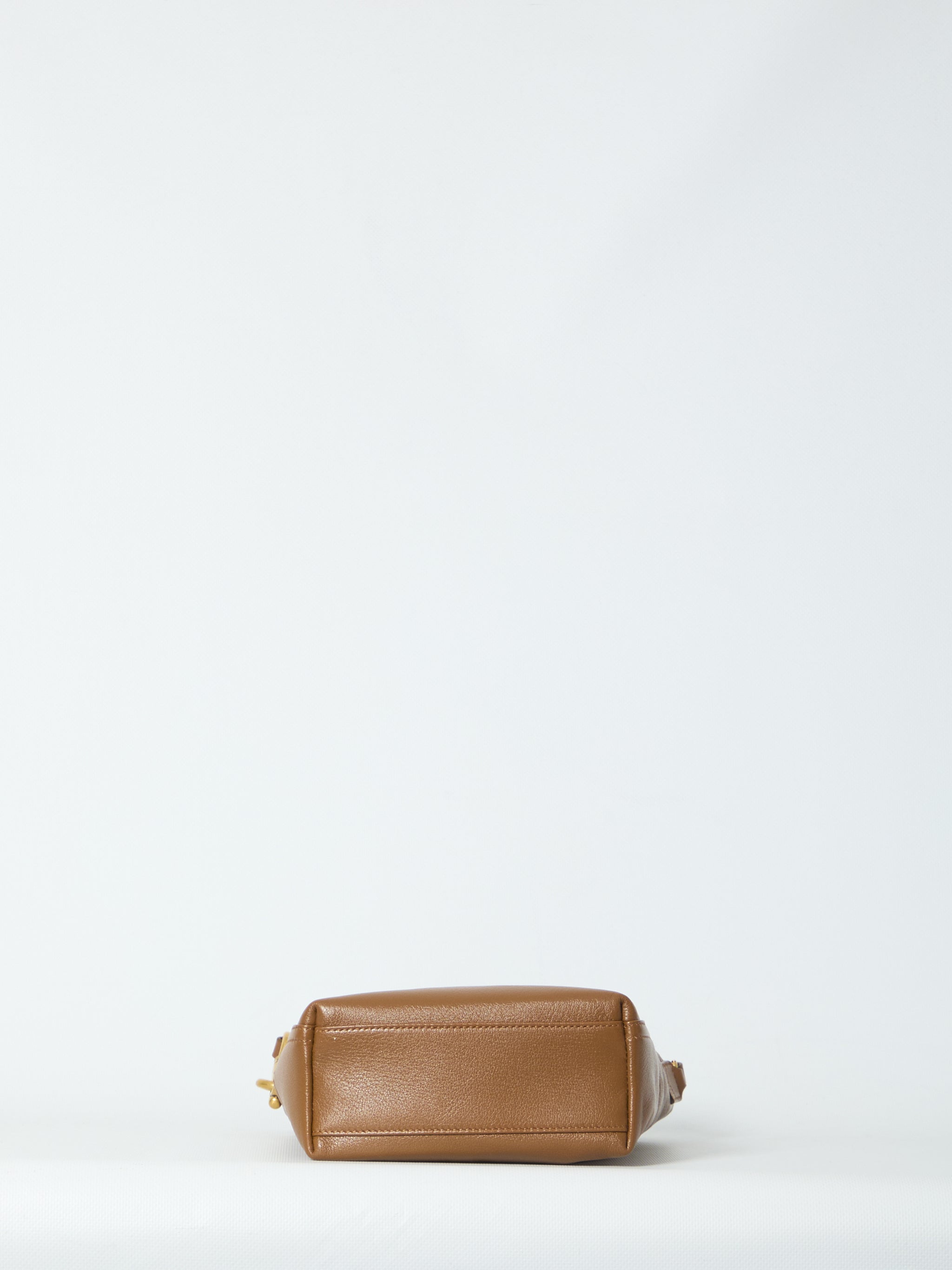 b clip bucket bag