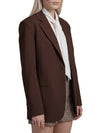 blazer over single-breasted frescolana