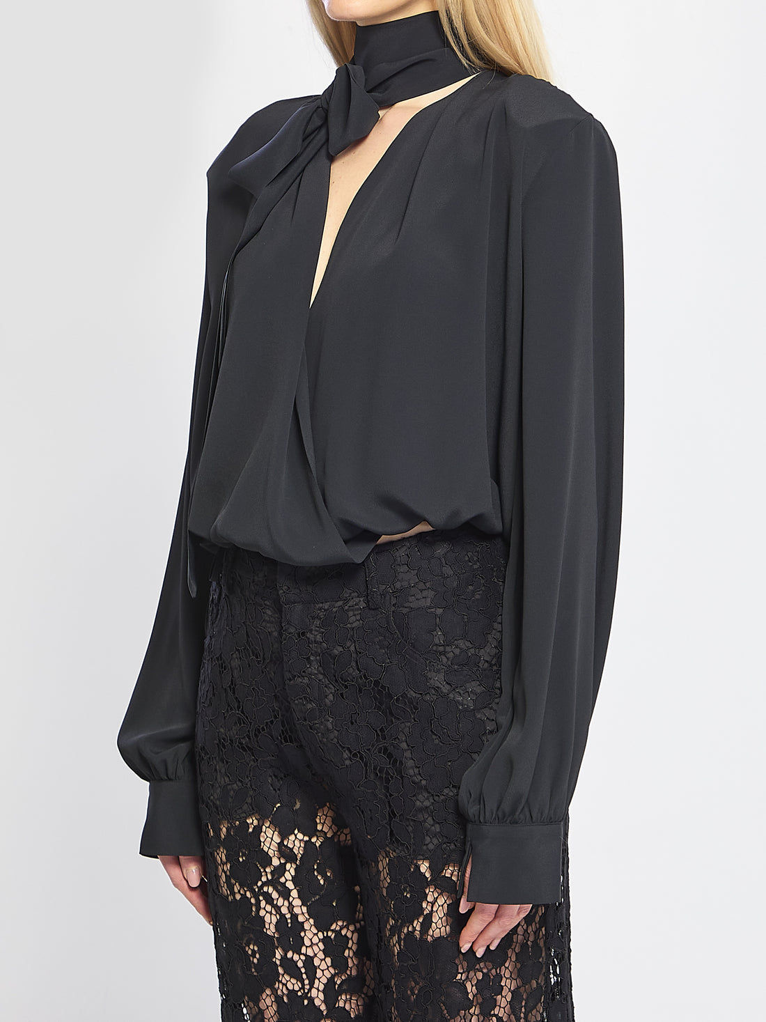 FEDERICA TOSI 40 cross-over blouse with scarf