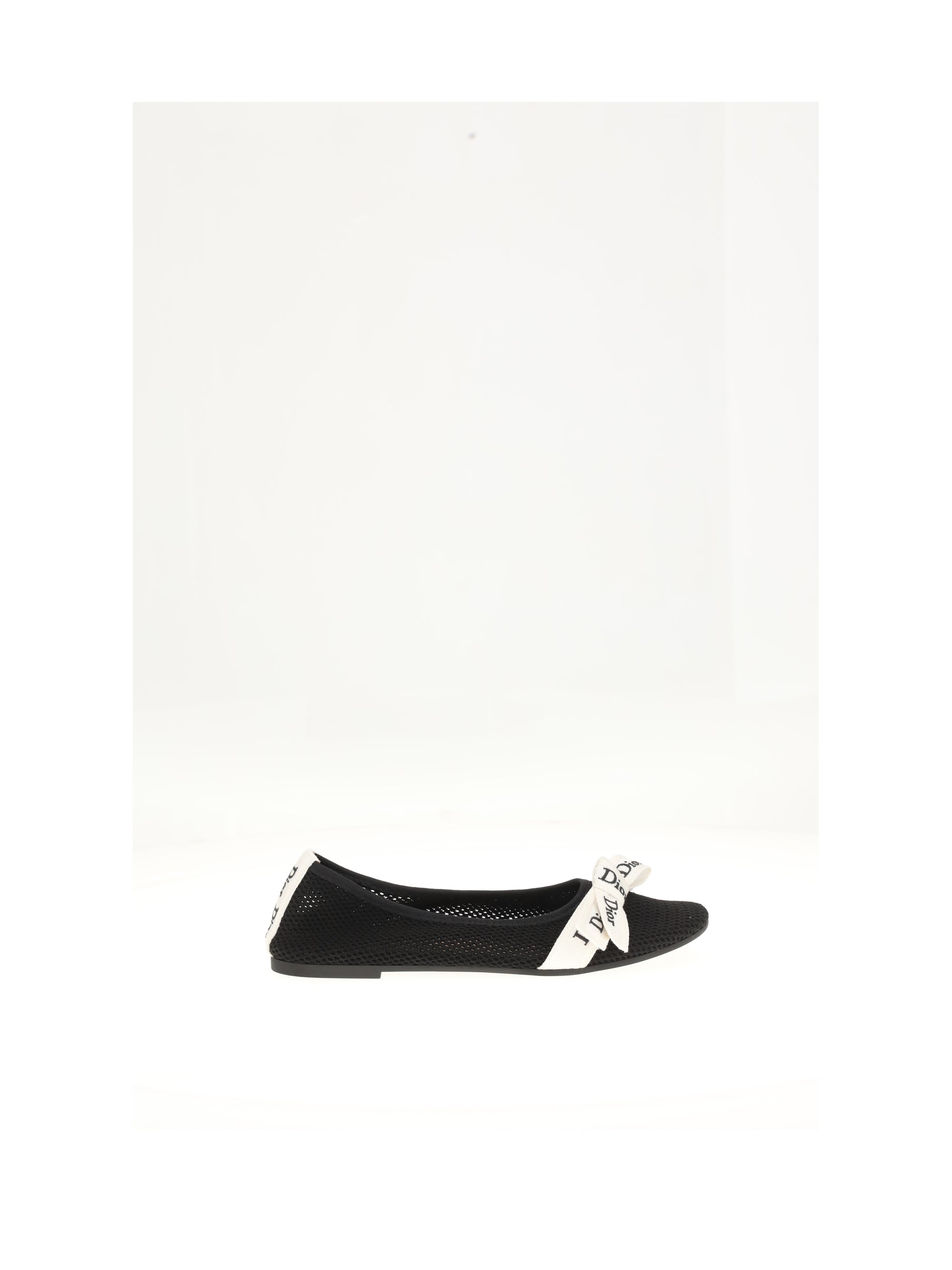 flat shoes