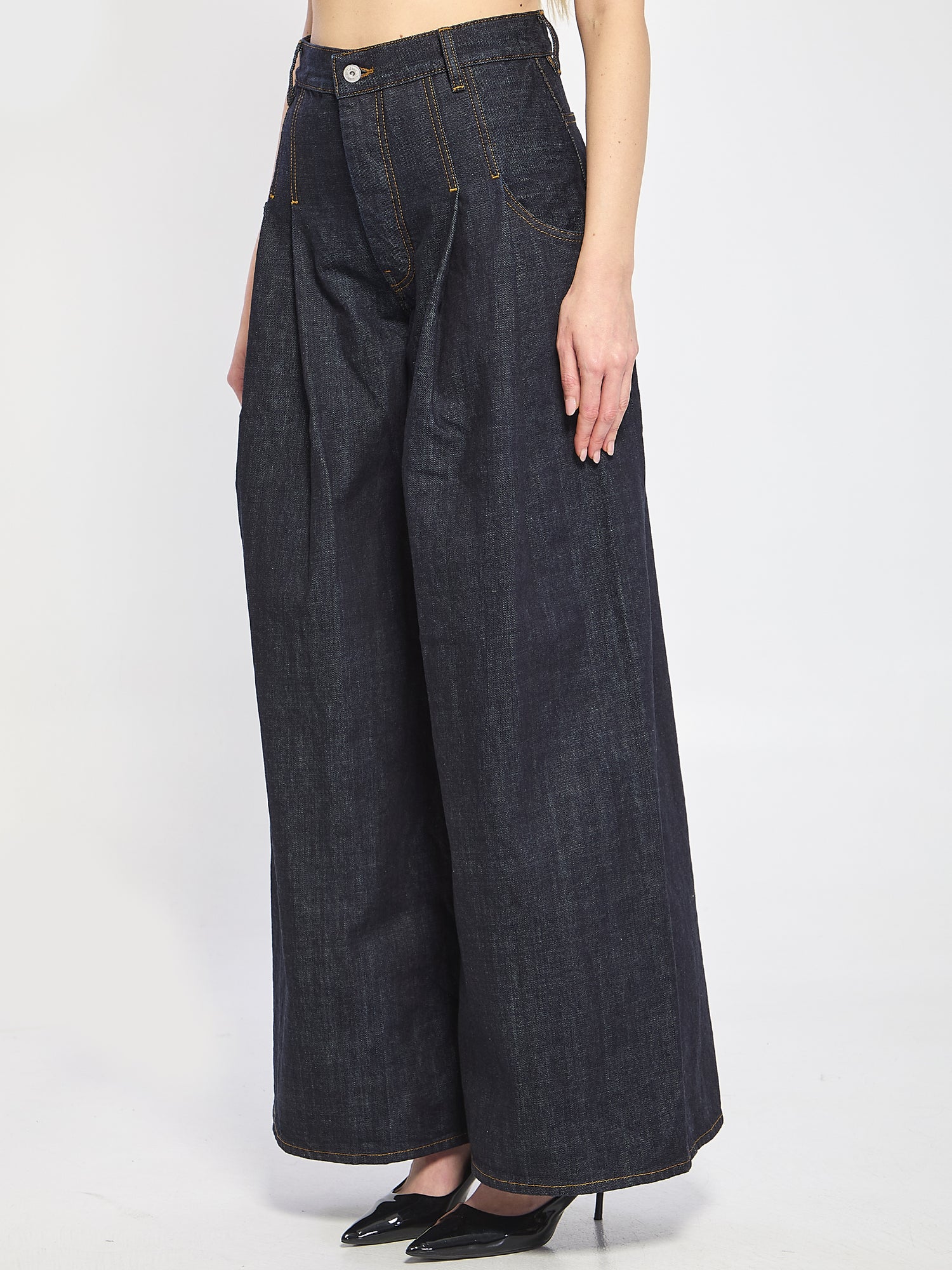 JACQUEMUS 25 souro de-nimes denim pants