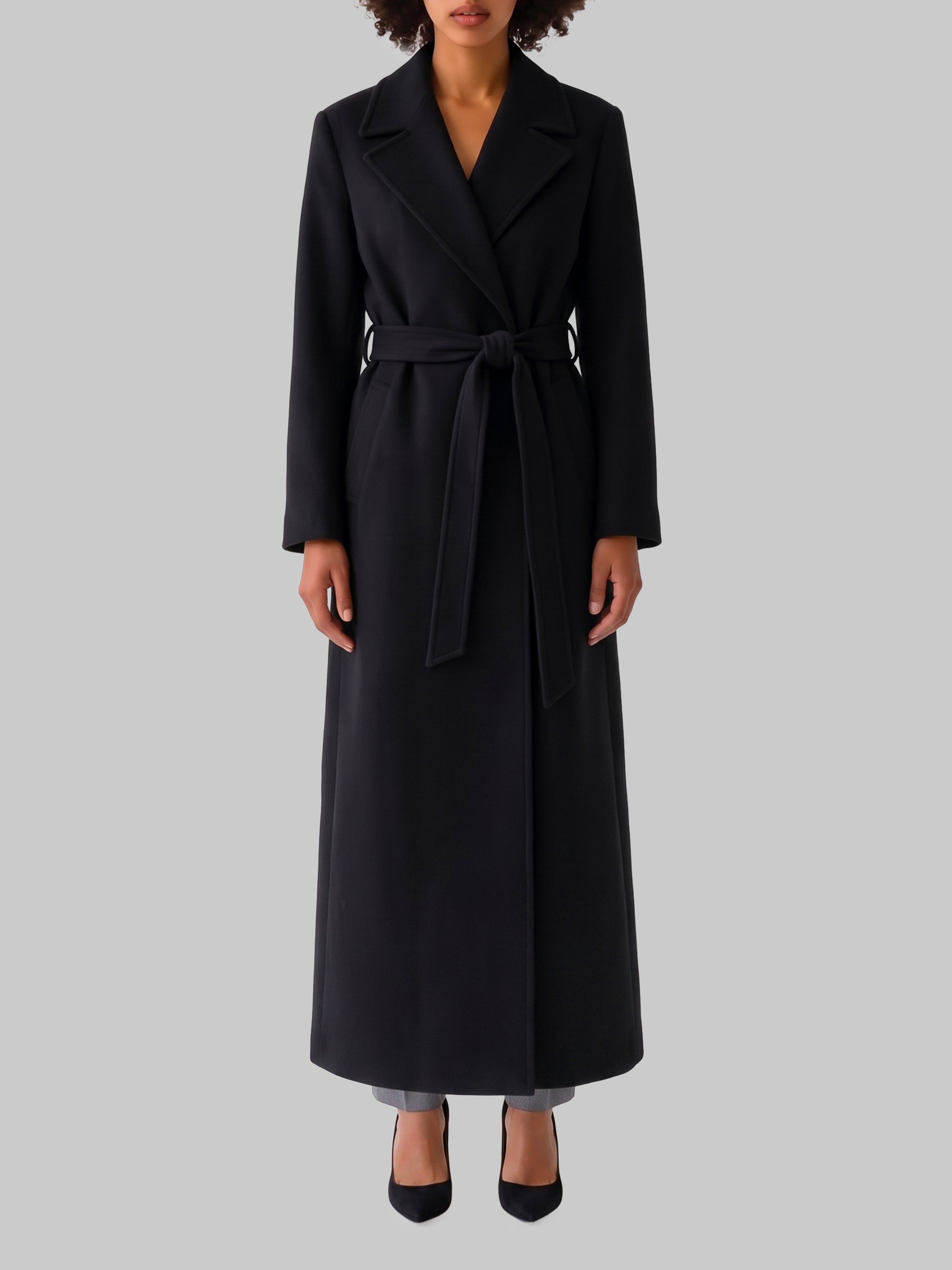 wool coat with a belt in virgin wool