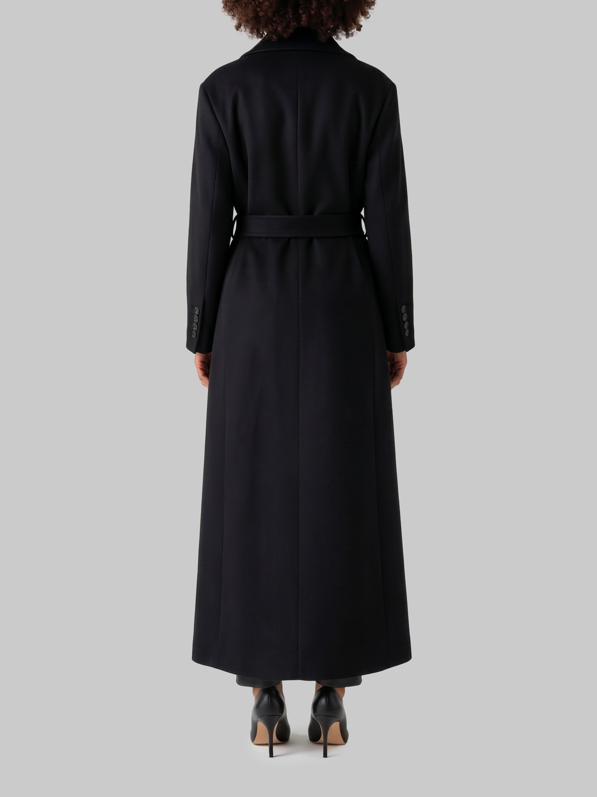 wool coat with a belt in virgin wool