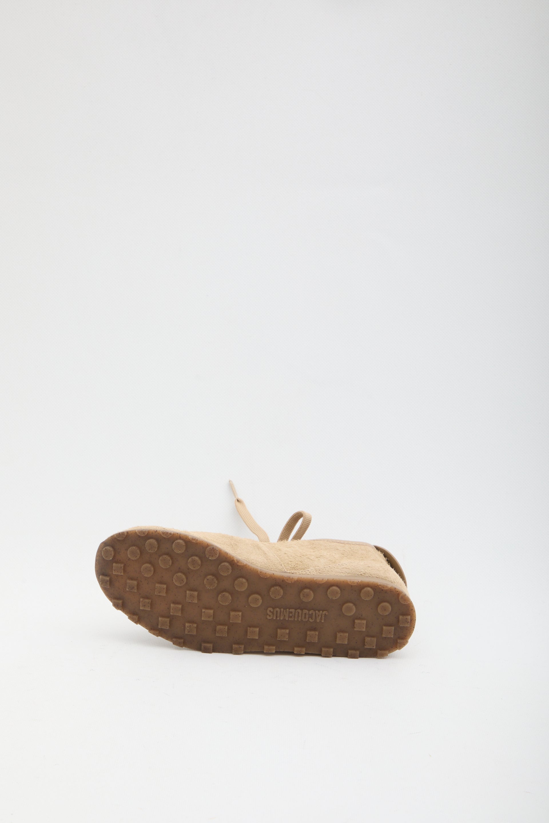 les tennis sneakers