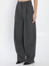 THE LATEST  40 cara pants