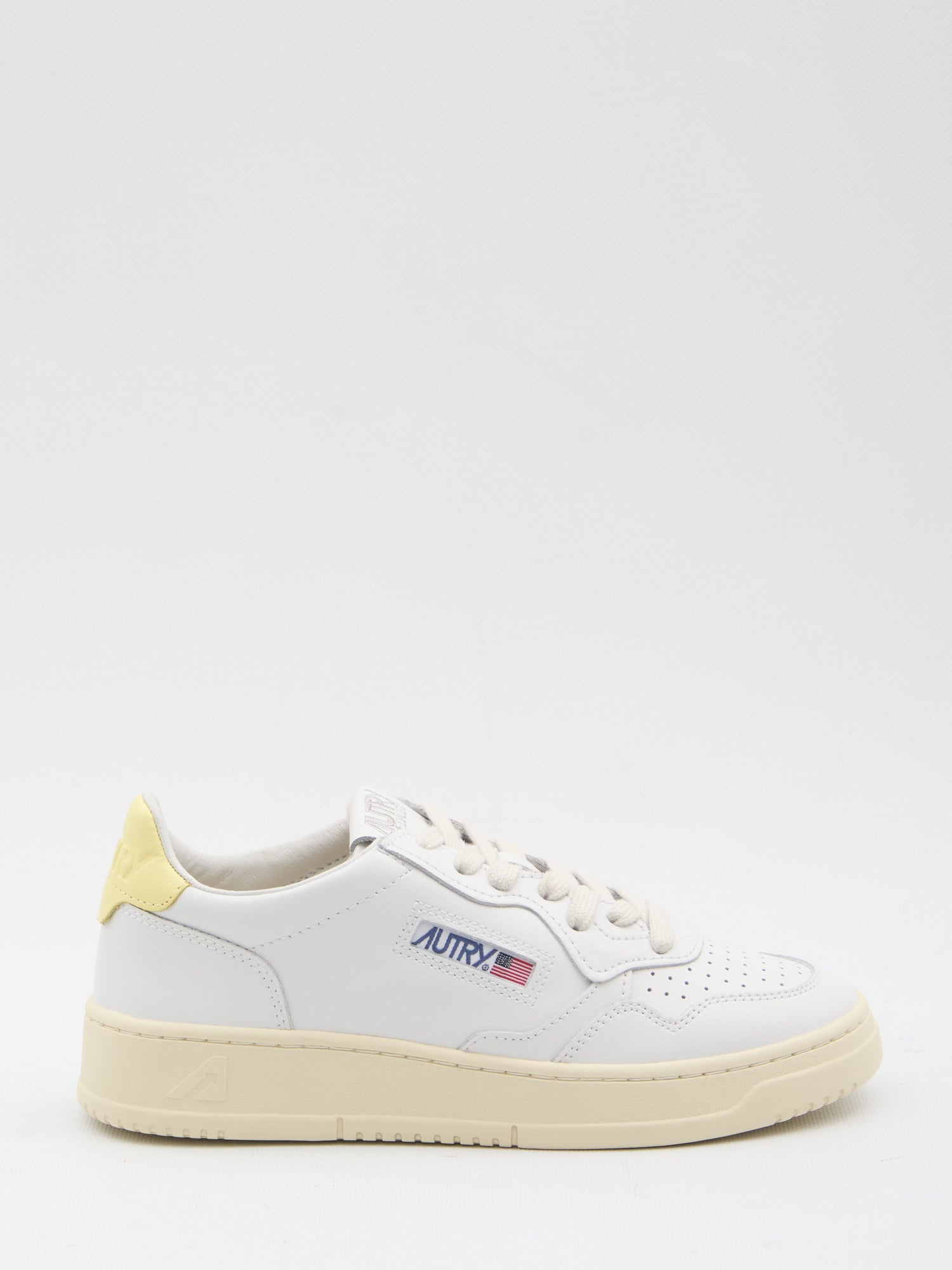 AUTRY 36 medalist low sneakers 