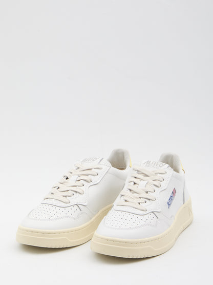 AUTRY 36 medalist low sneakers 