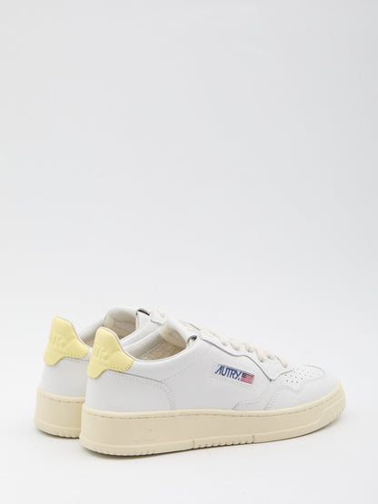 AUTRY 36 medalist low sneakers 