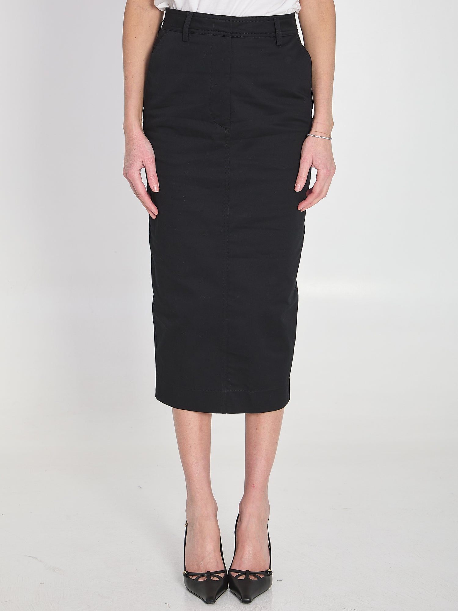 THE LATEST  40 cotton gabardine skirt