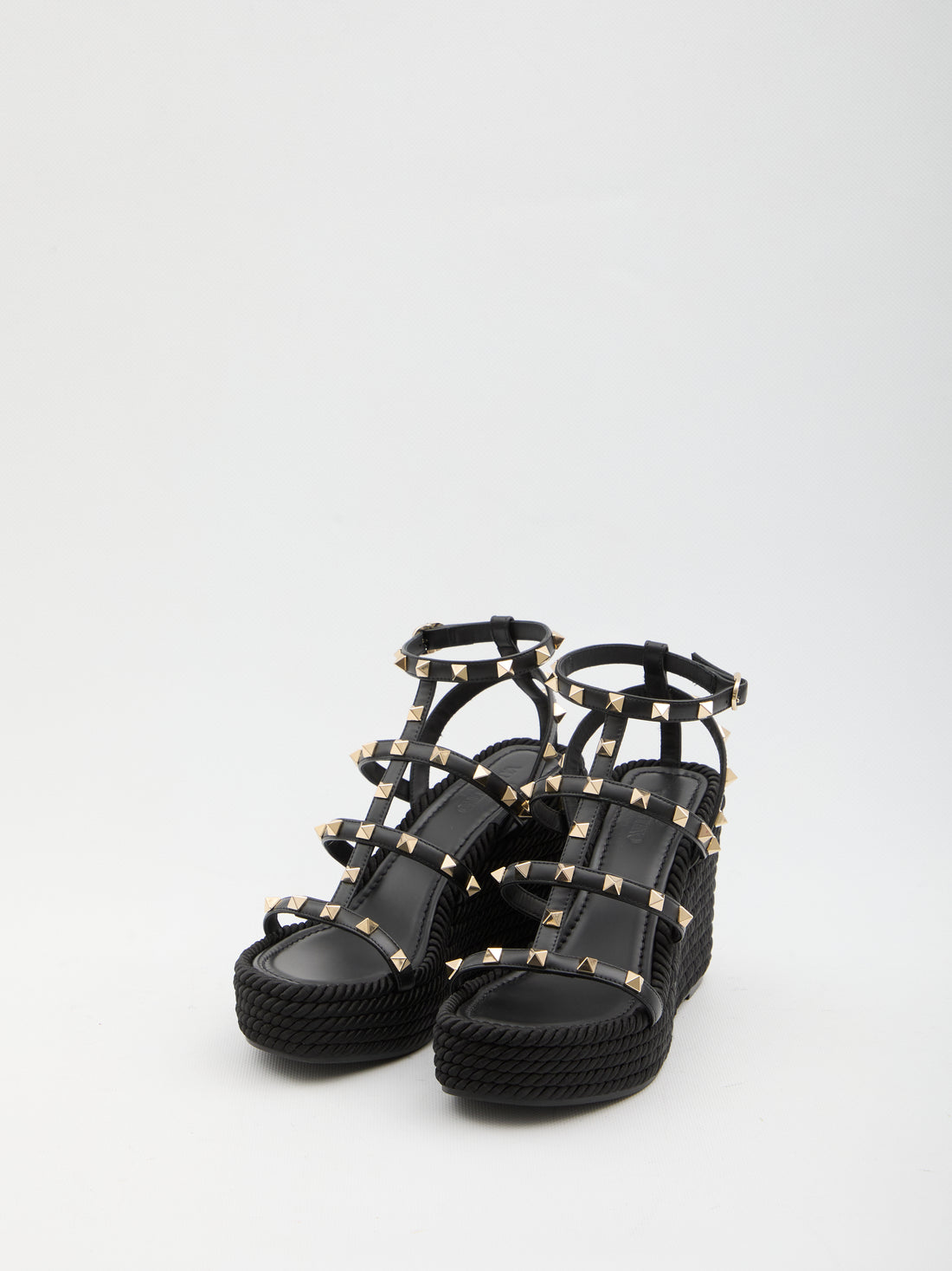 VALENTINO GARAVANI 36 rockstud wedge sandal