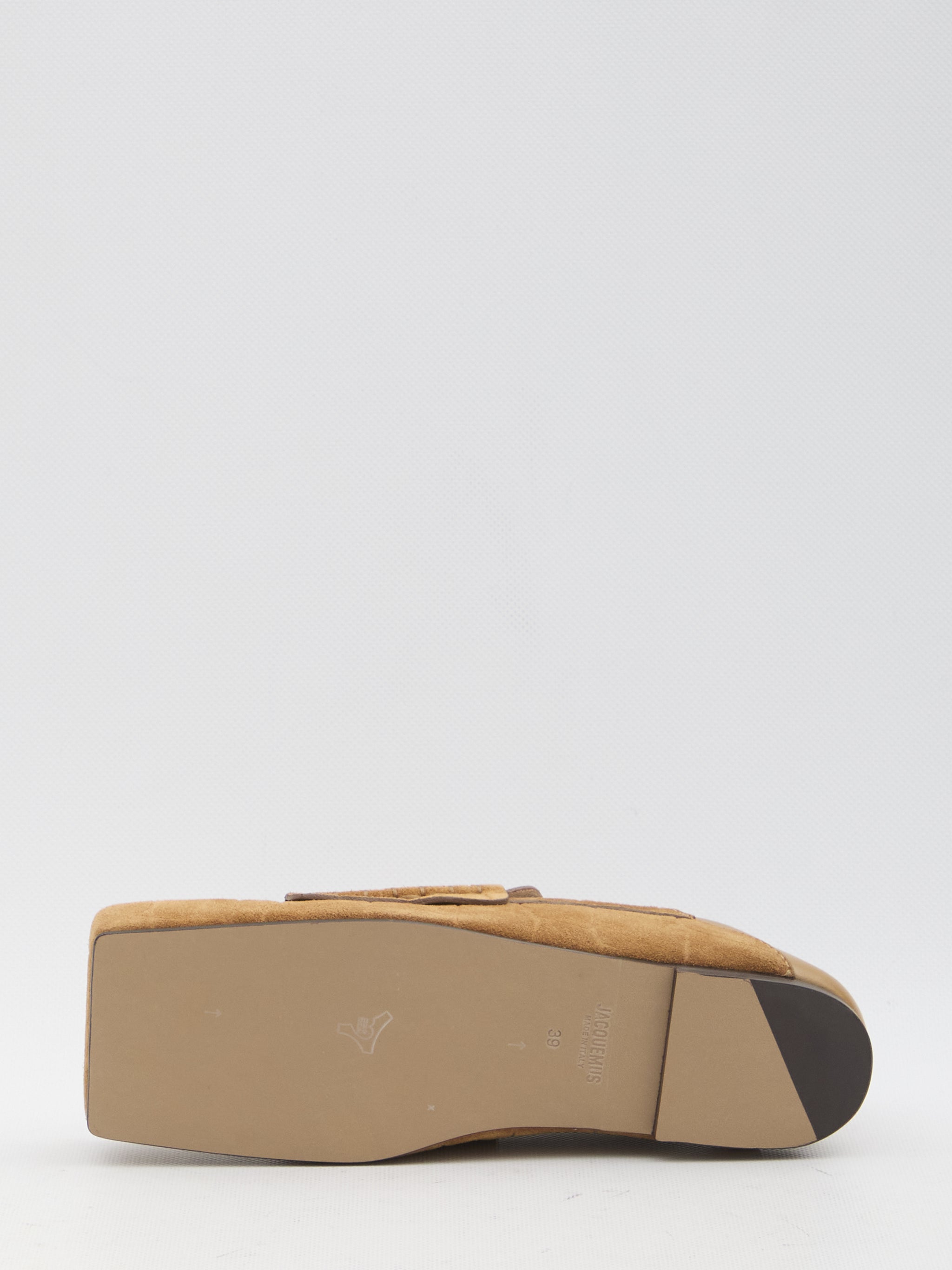 carré loafers