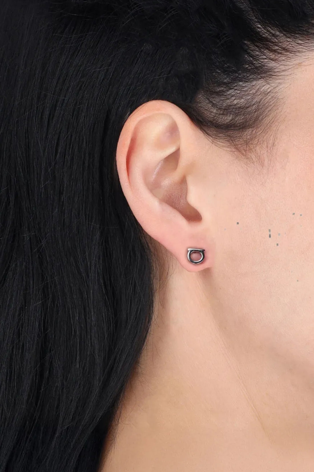 FERRAGAMO OS ferragamo gancini piccoli earrings embody the essence of contemporary minimali