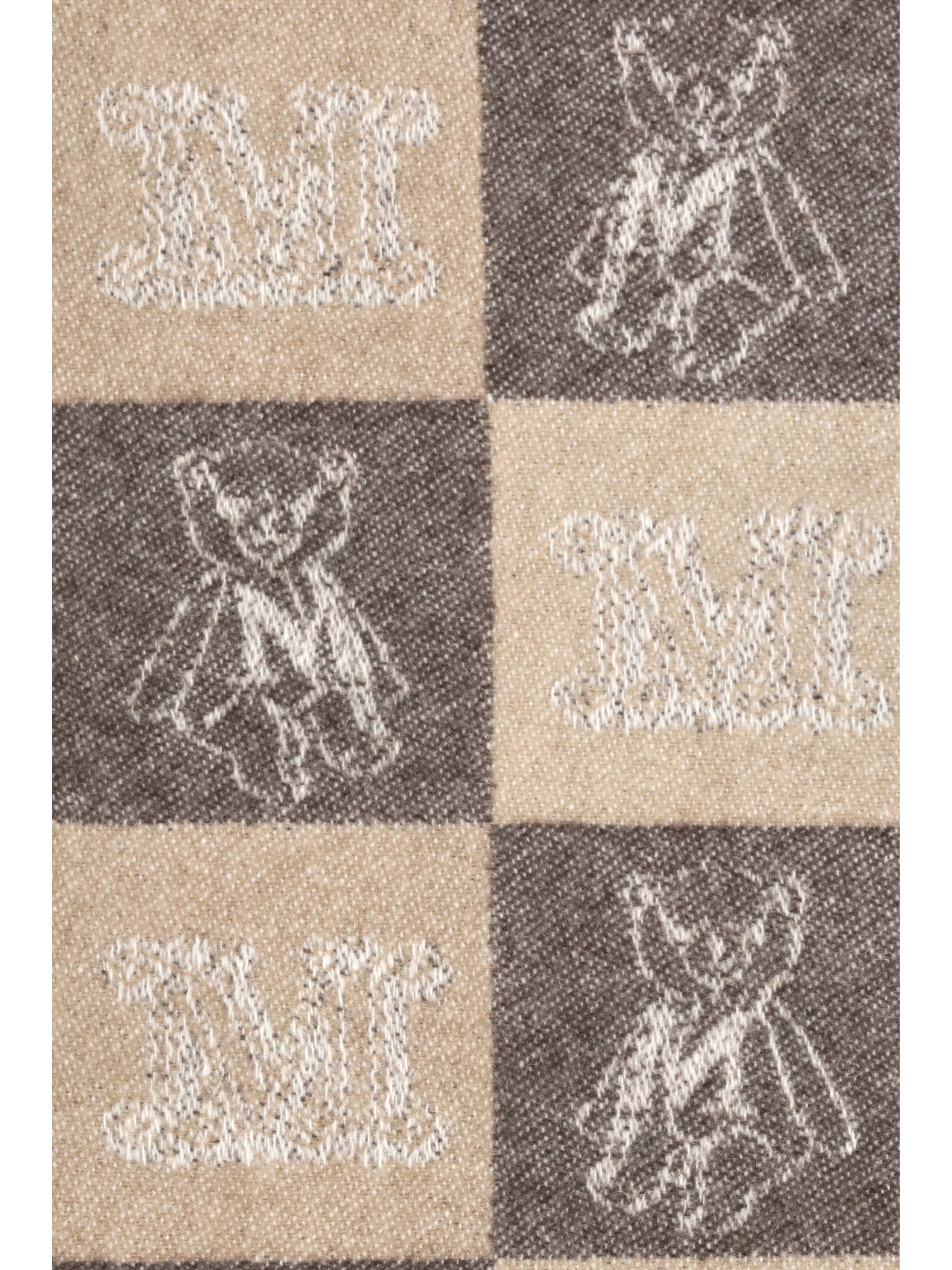 cashmere fringed scarf