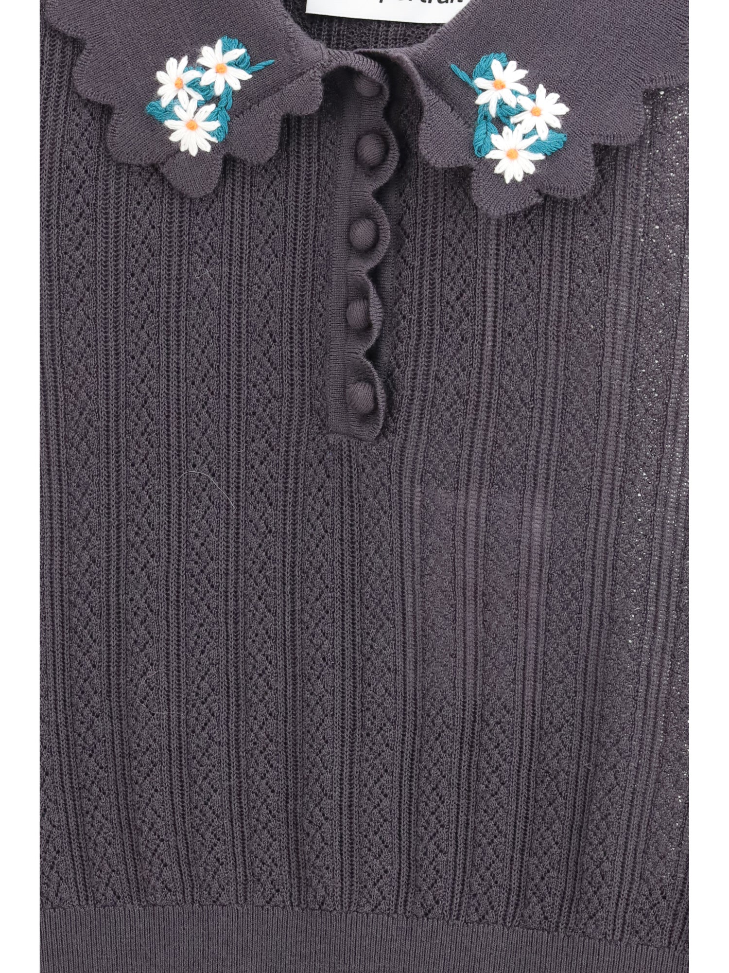 SELF-PORTRAIT L cropped top with a scalloped collar with floral embroidery