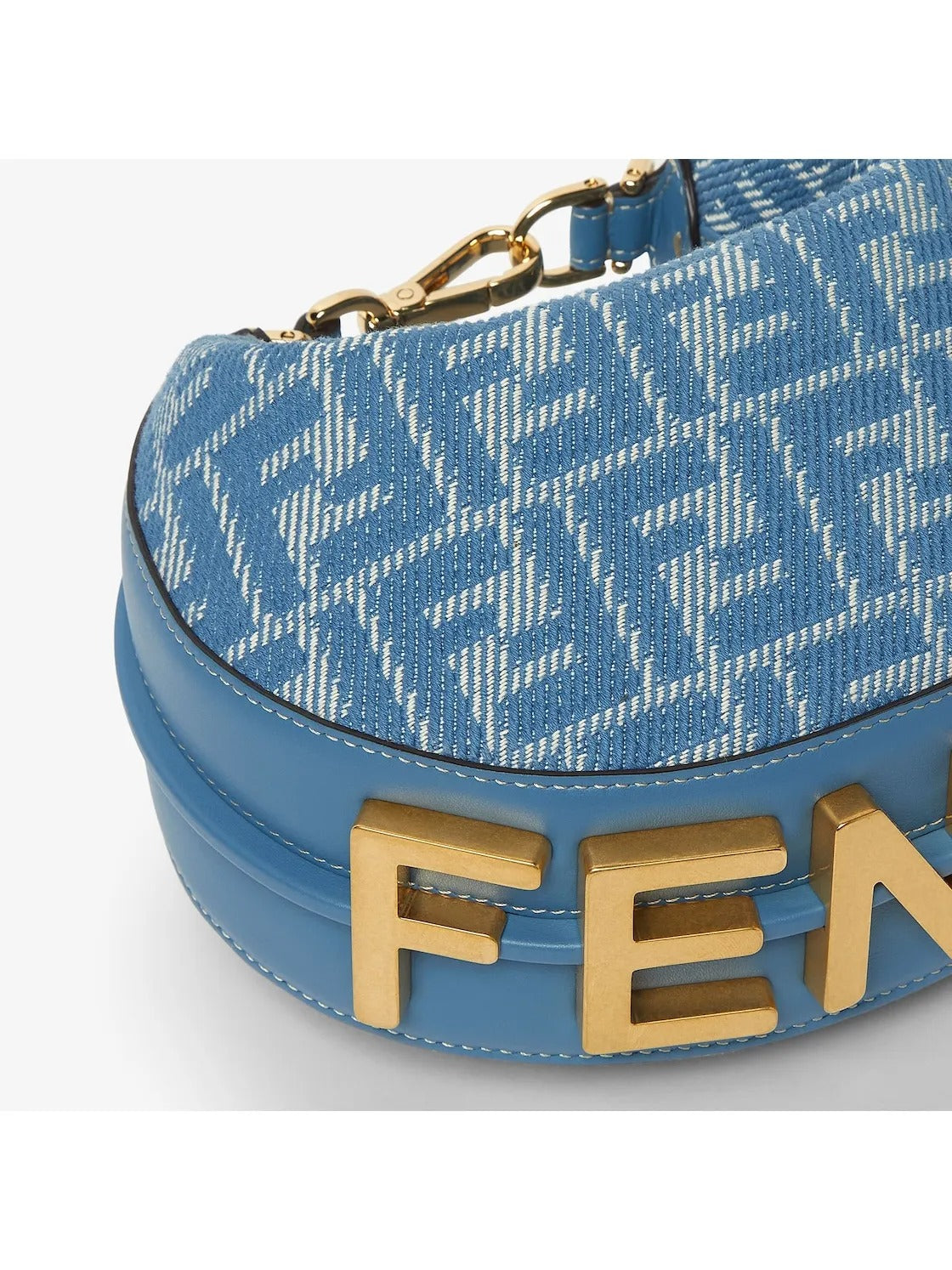 Fendi デニム ショルダーバッグ フェンディ、爽やかなデニム素材のアイコンバッグを発売 | フェンディ