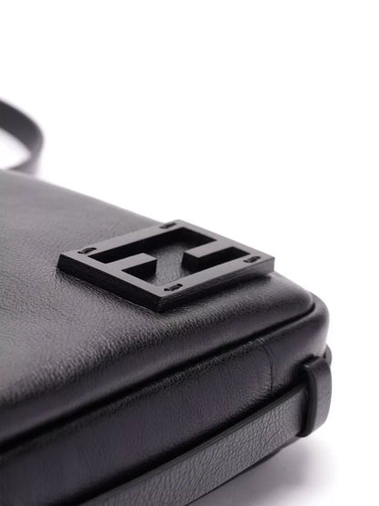 中号 Simply Fendi 包
