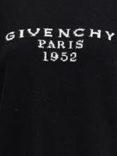 GIVENCHY L crew neck wool sweater 
