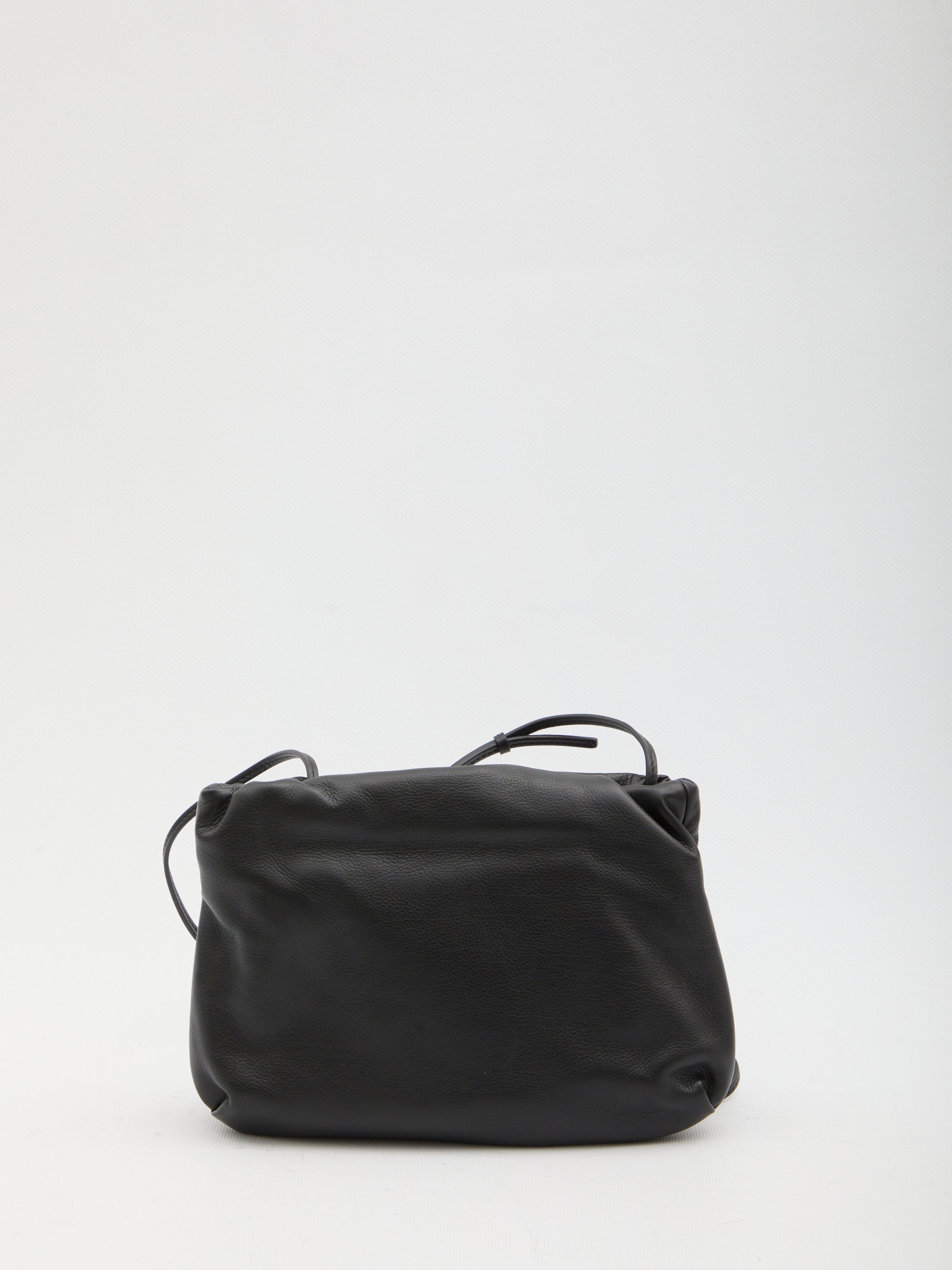 black bourse pochette
