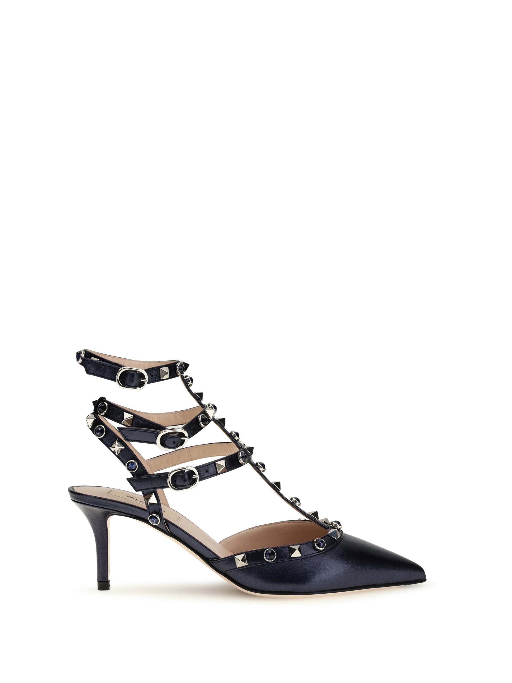 rockstud pumps in laminated leather