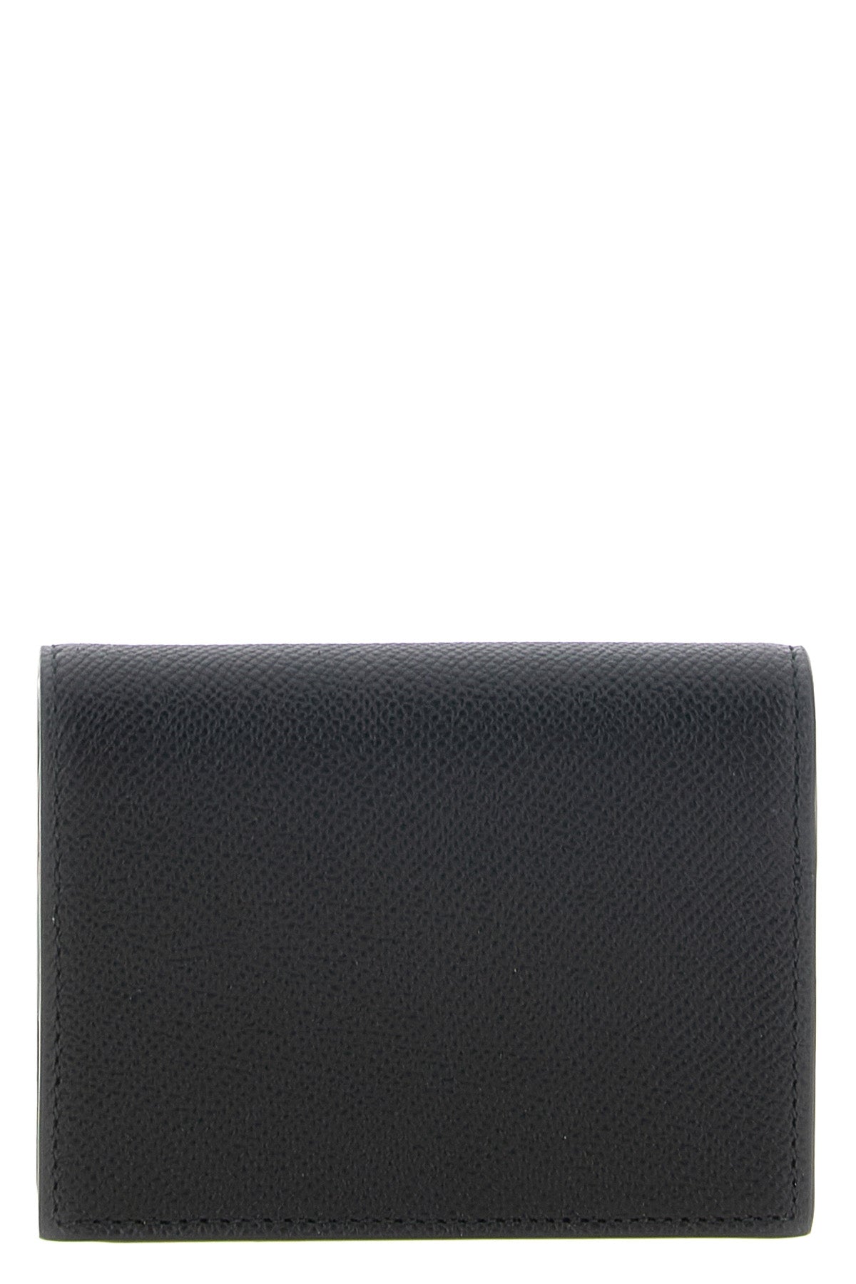 the ferragamo vara bow portfolio stands out for its compact construction in fi