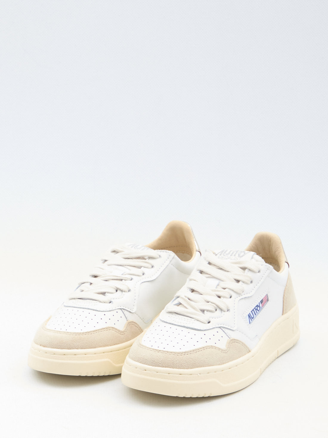 AUTRY 36 medalist low sneakers