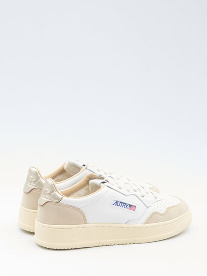AUTRY 36 medalist low sneakers 
