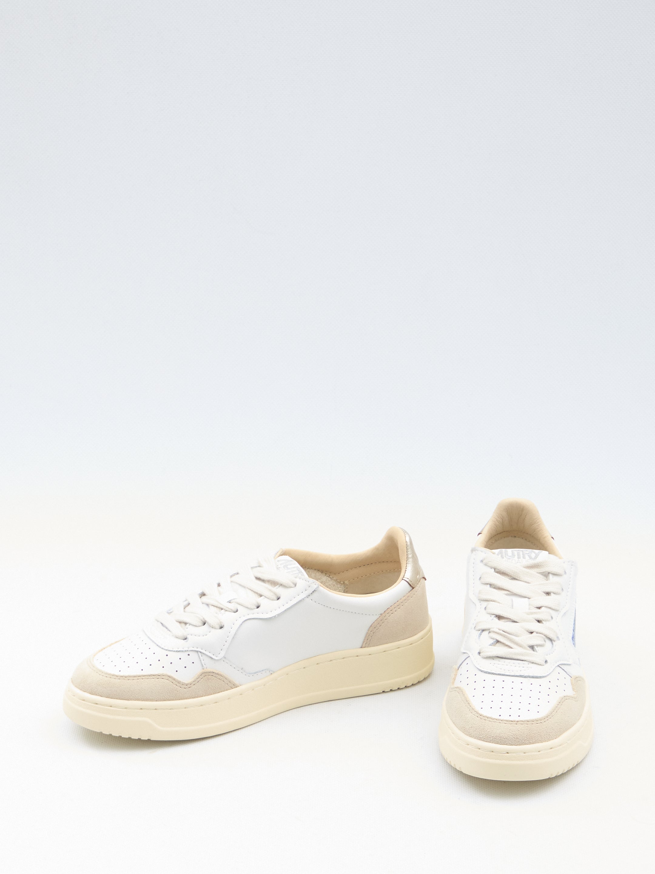 AUTRY 36 medalist low sneakers 