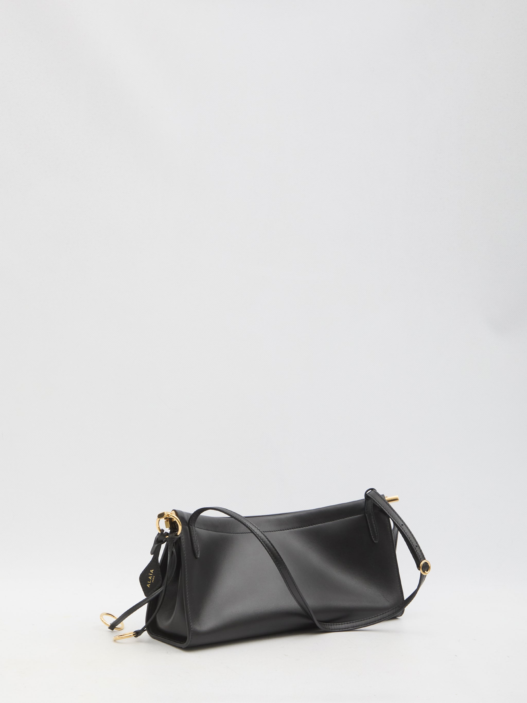 medium le click east west bag
