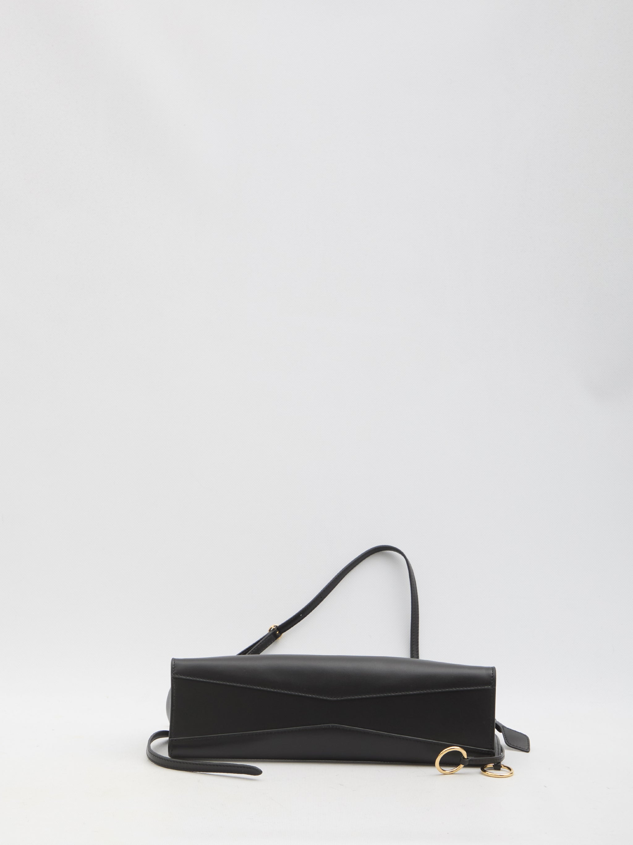 medium le click east west black bag