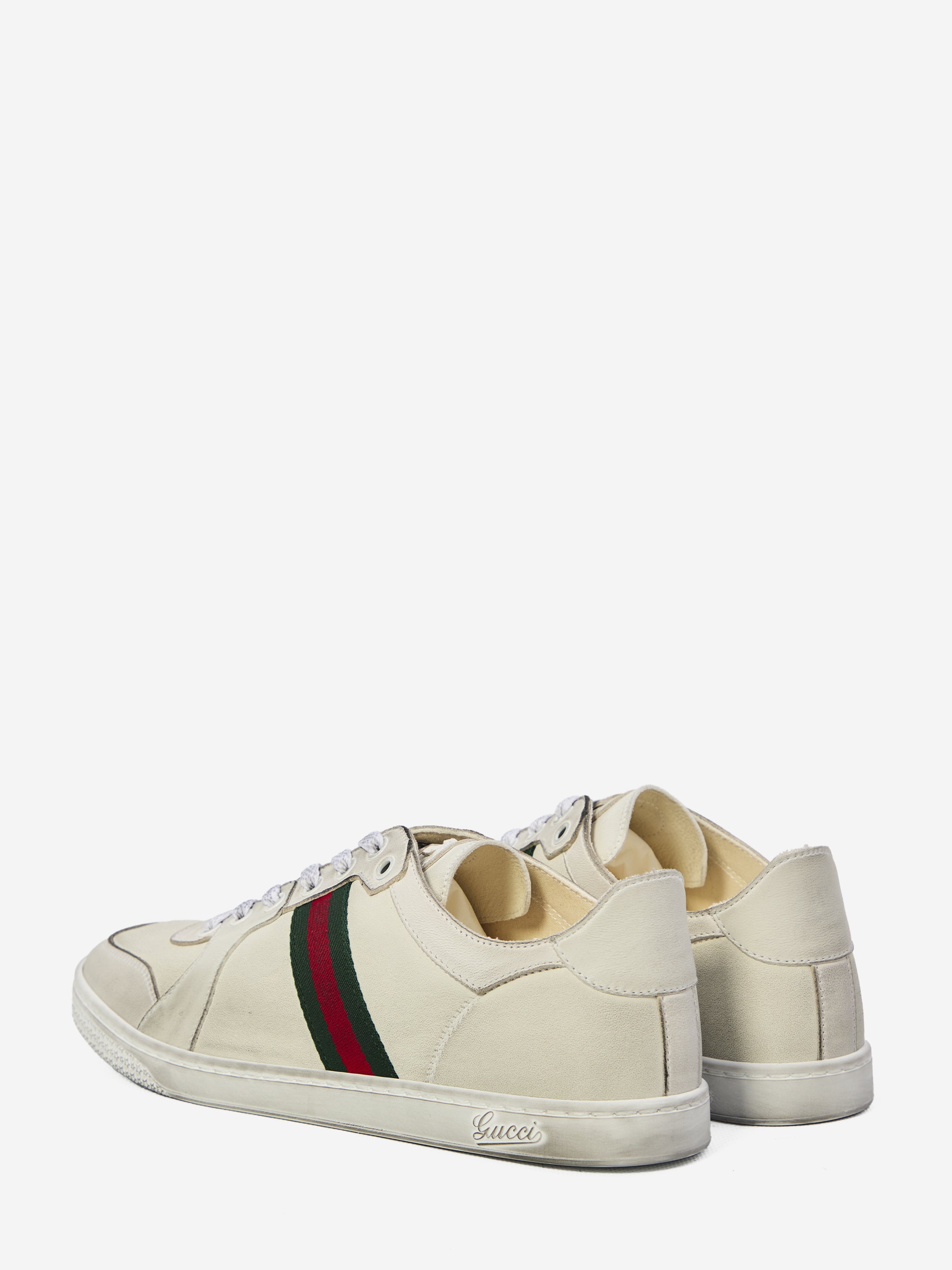 stretch sneakers