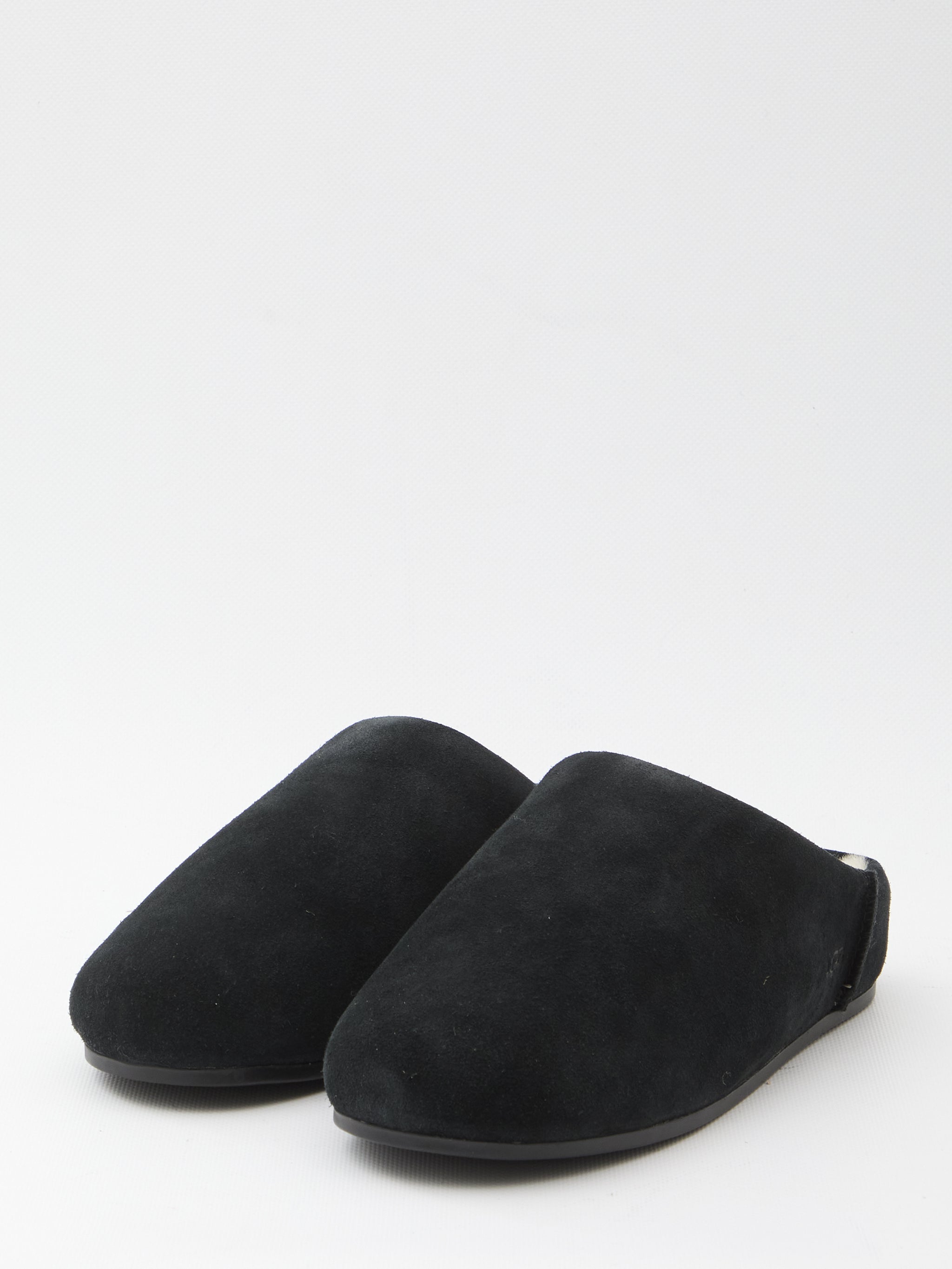 elea slip-on ugg