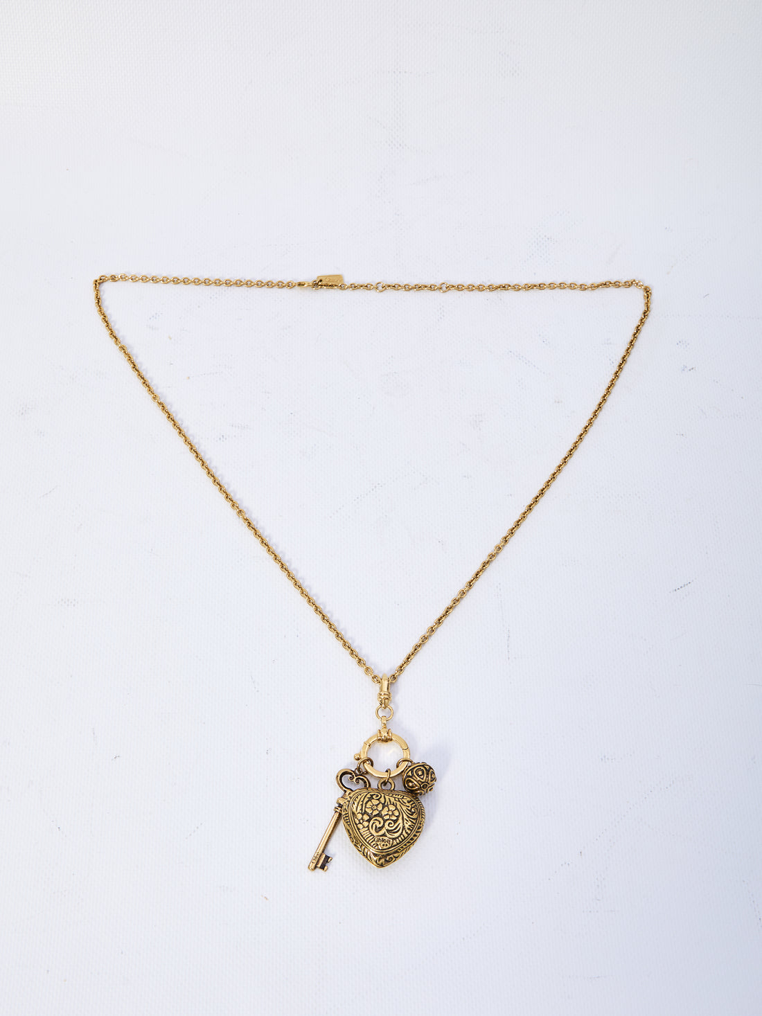 CHLOE OS château treasures pendants necklace