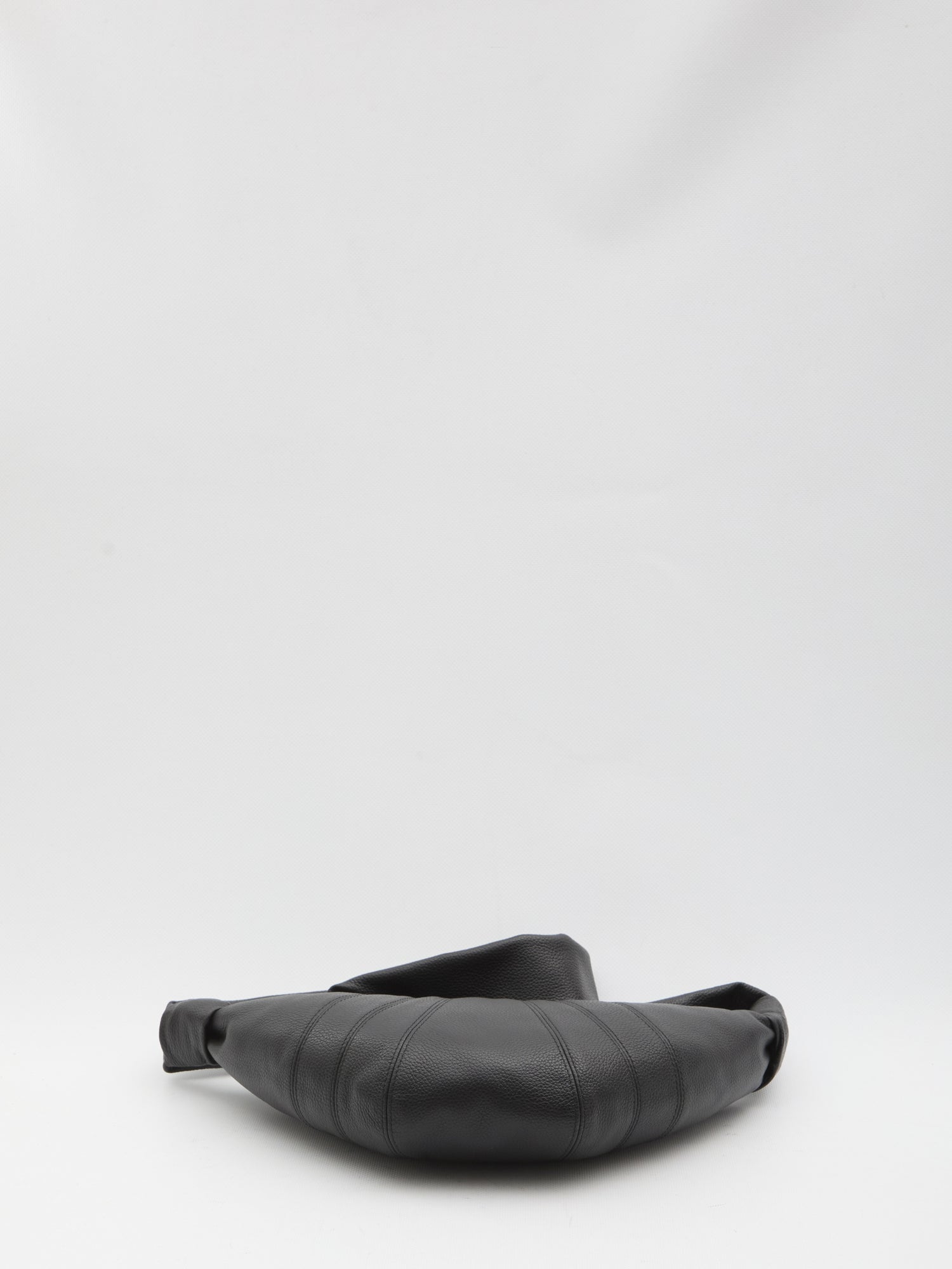 LEMAIRE OS croissant black bag small 