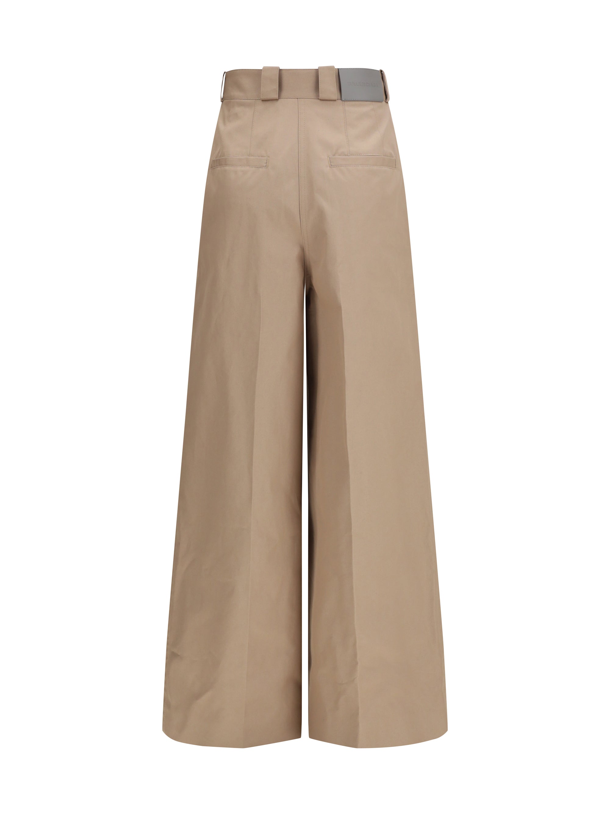 high-waisted pants