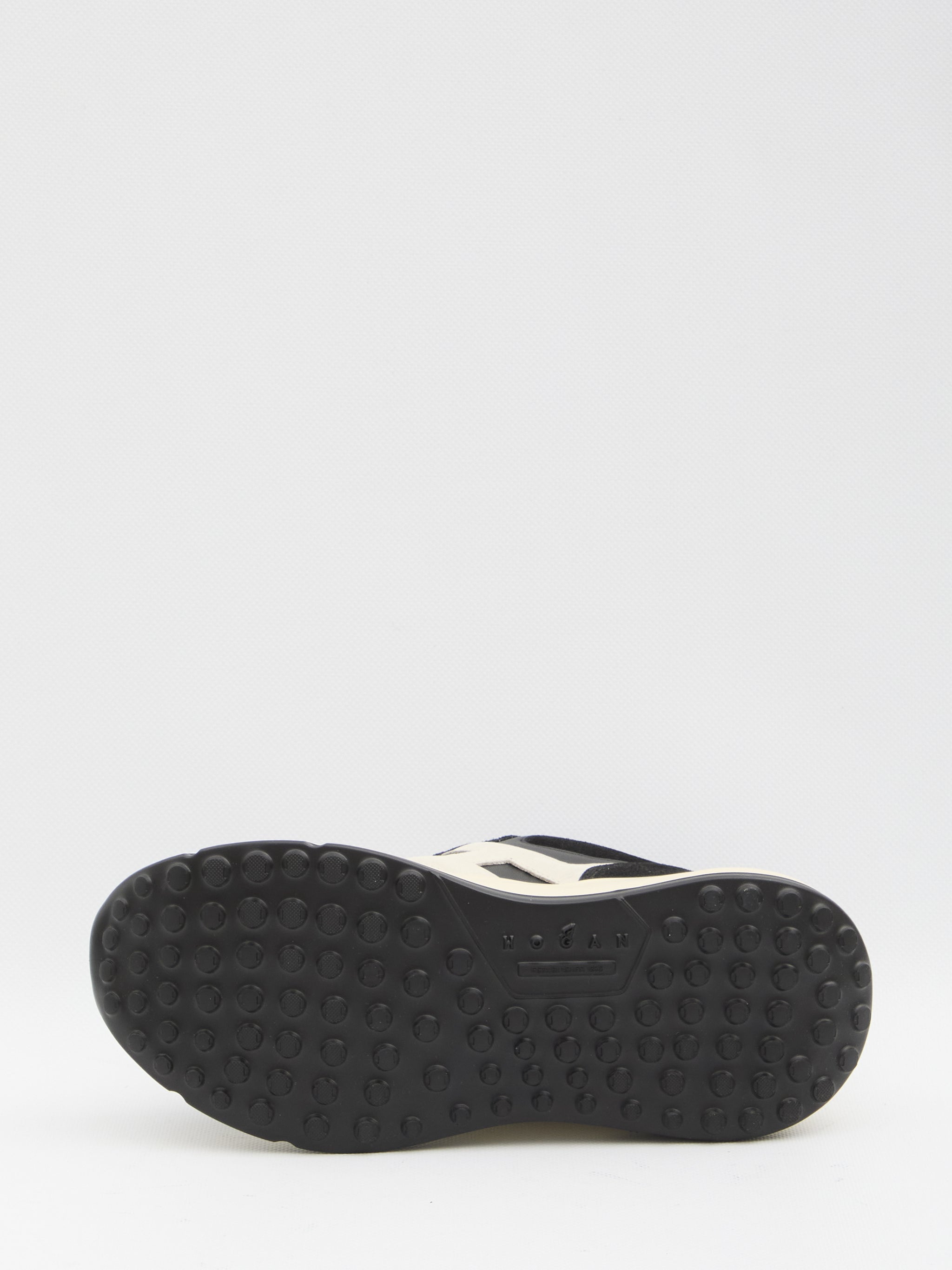 hi-fi sneakers