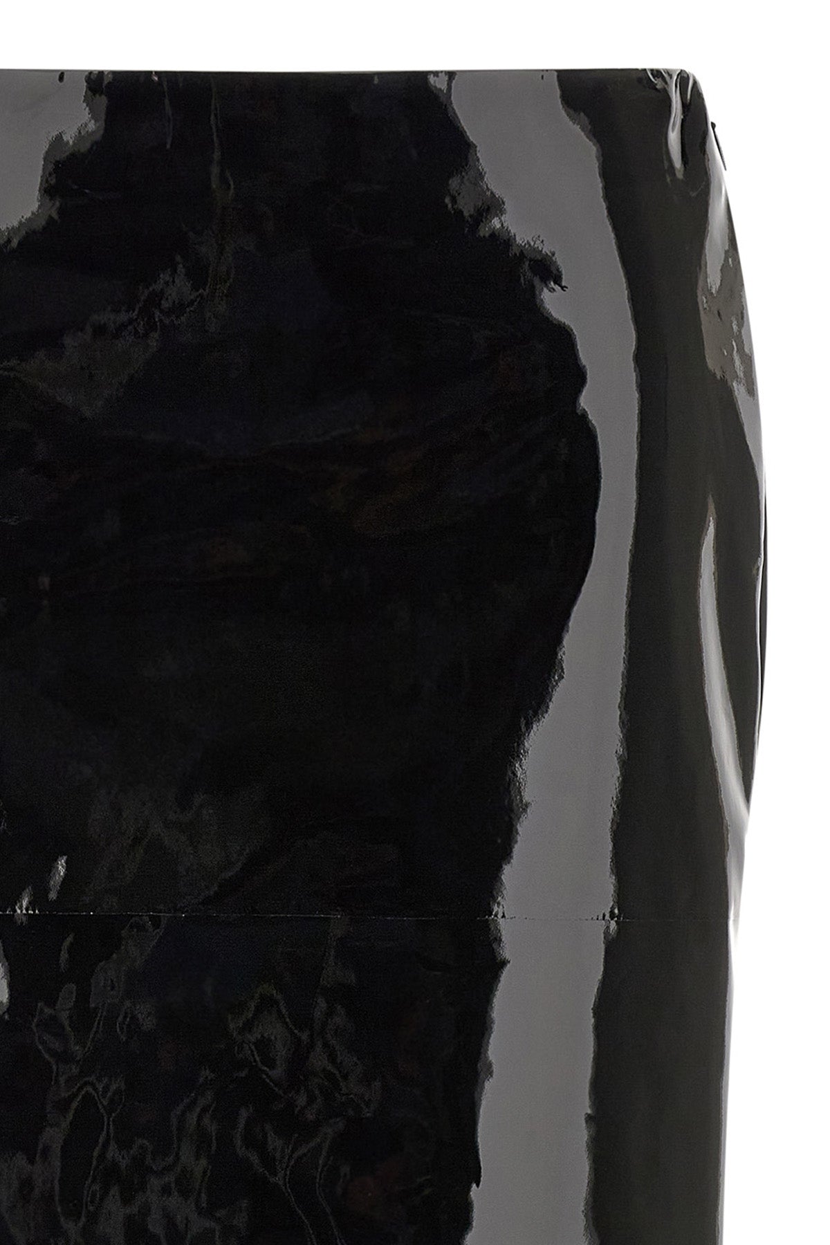 the pencil skirt ferragamo pure lambskin defines the silhouette through rigorous