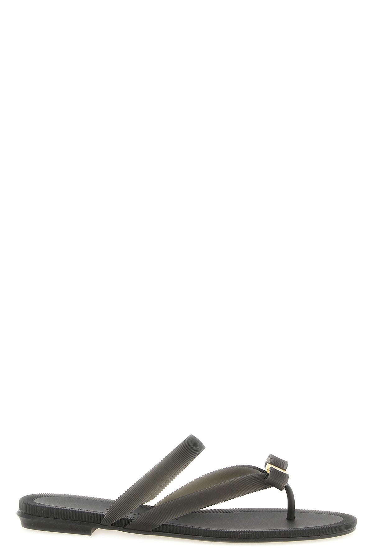 the ferragamo jealsa thong sandal features a flat slip-on silhouette made of a