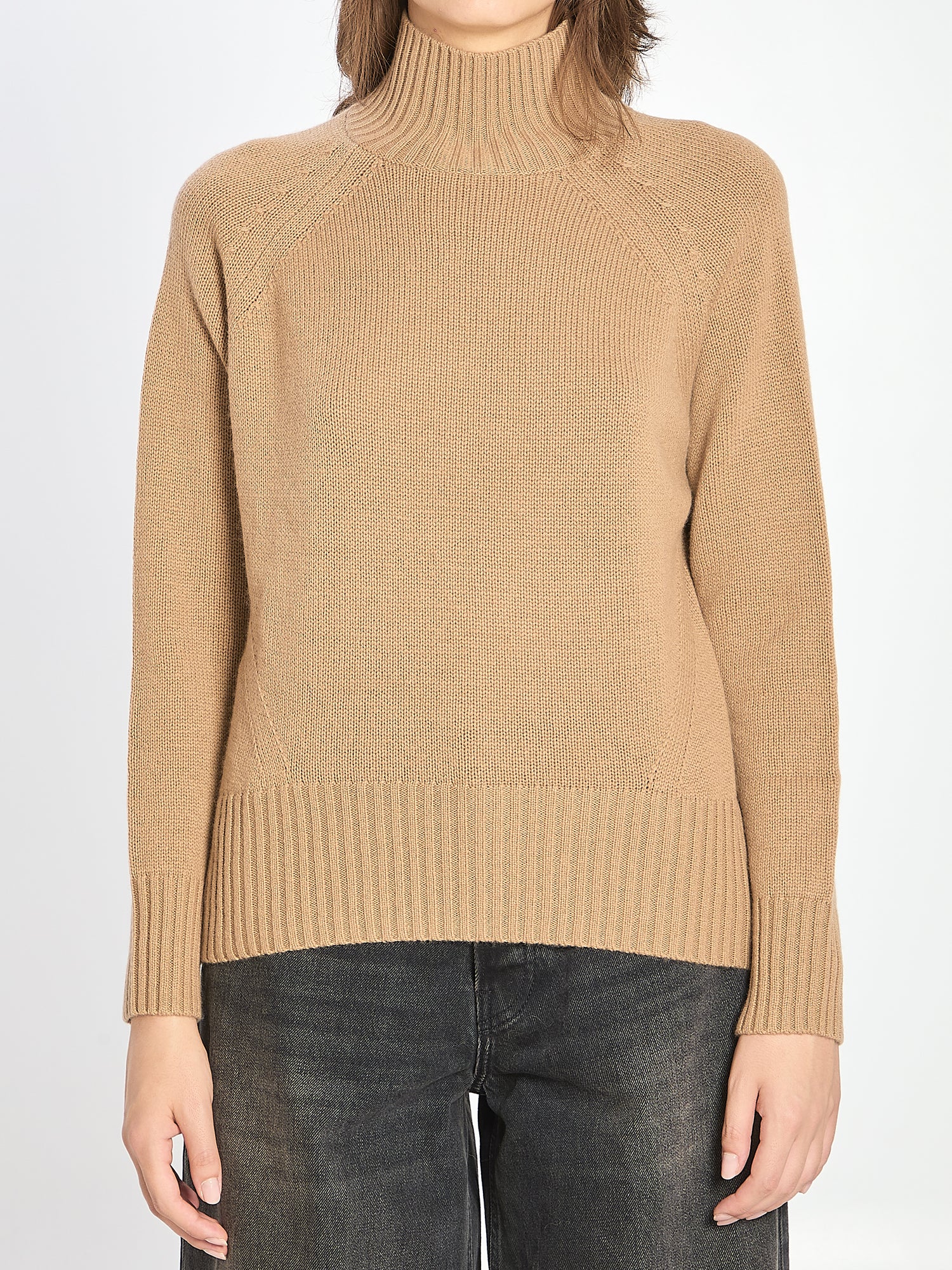 ALLUDE M turtleneck in wool and cashmere 