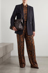 the ferragamo hug soft (m) shoulder bag stands out for its soft and enveloping