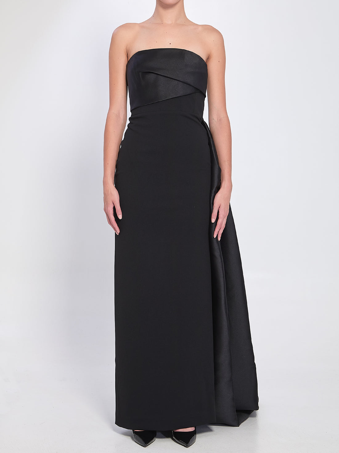 SOLACE LONDON 8 kisnley maxi dress in black 