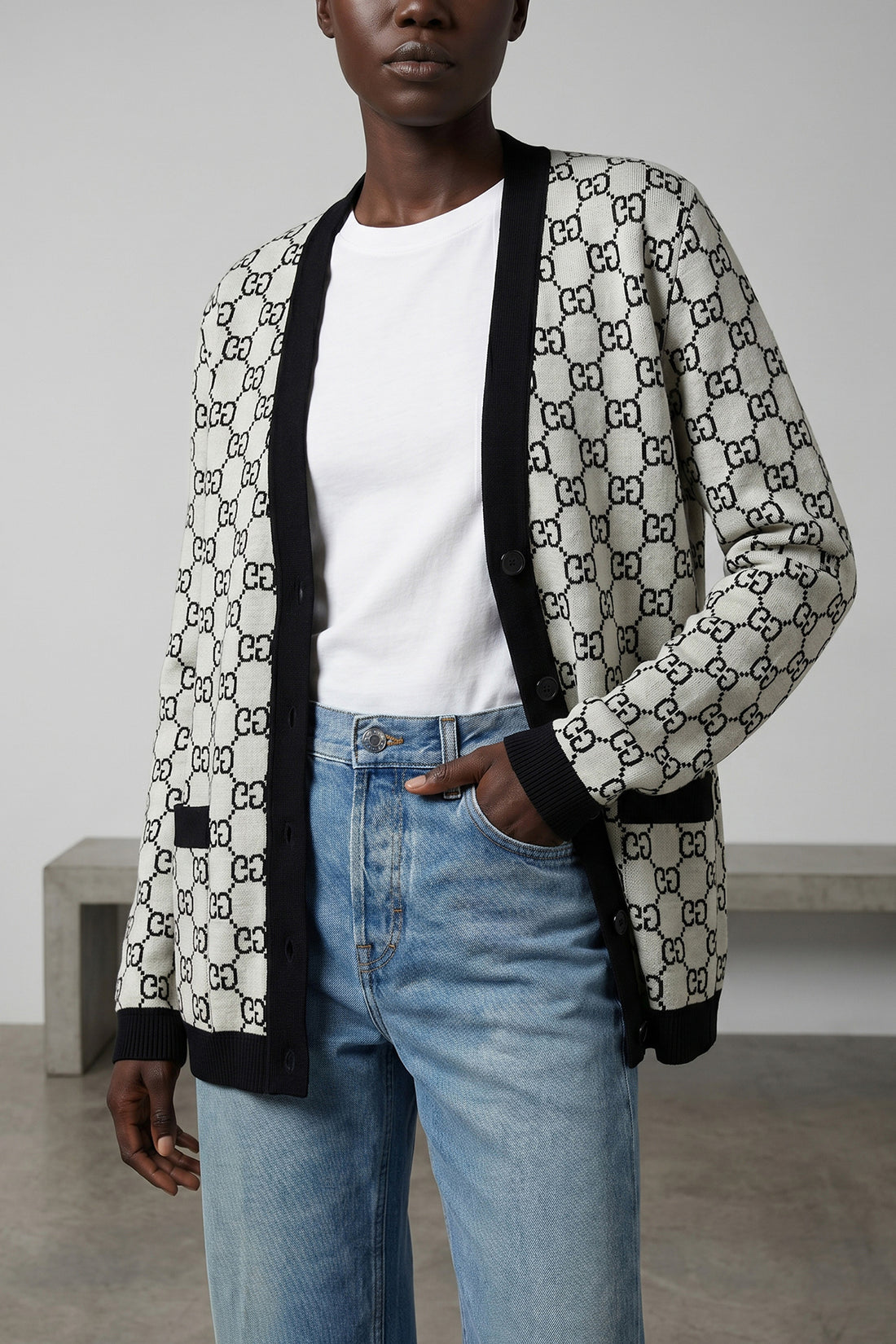 GUCCI M reversible gg fine tubular wool jacquard cardigan