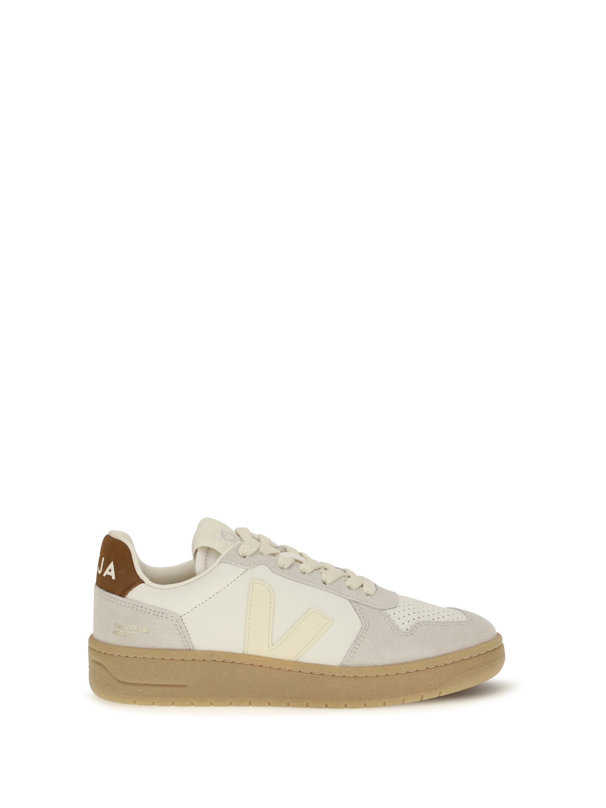v-82 leather sneakers