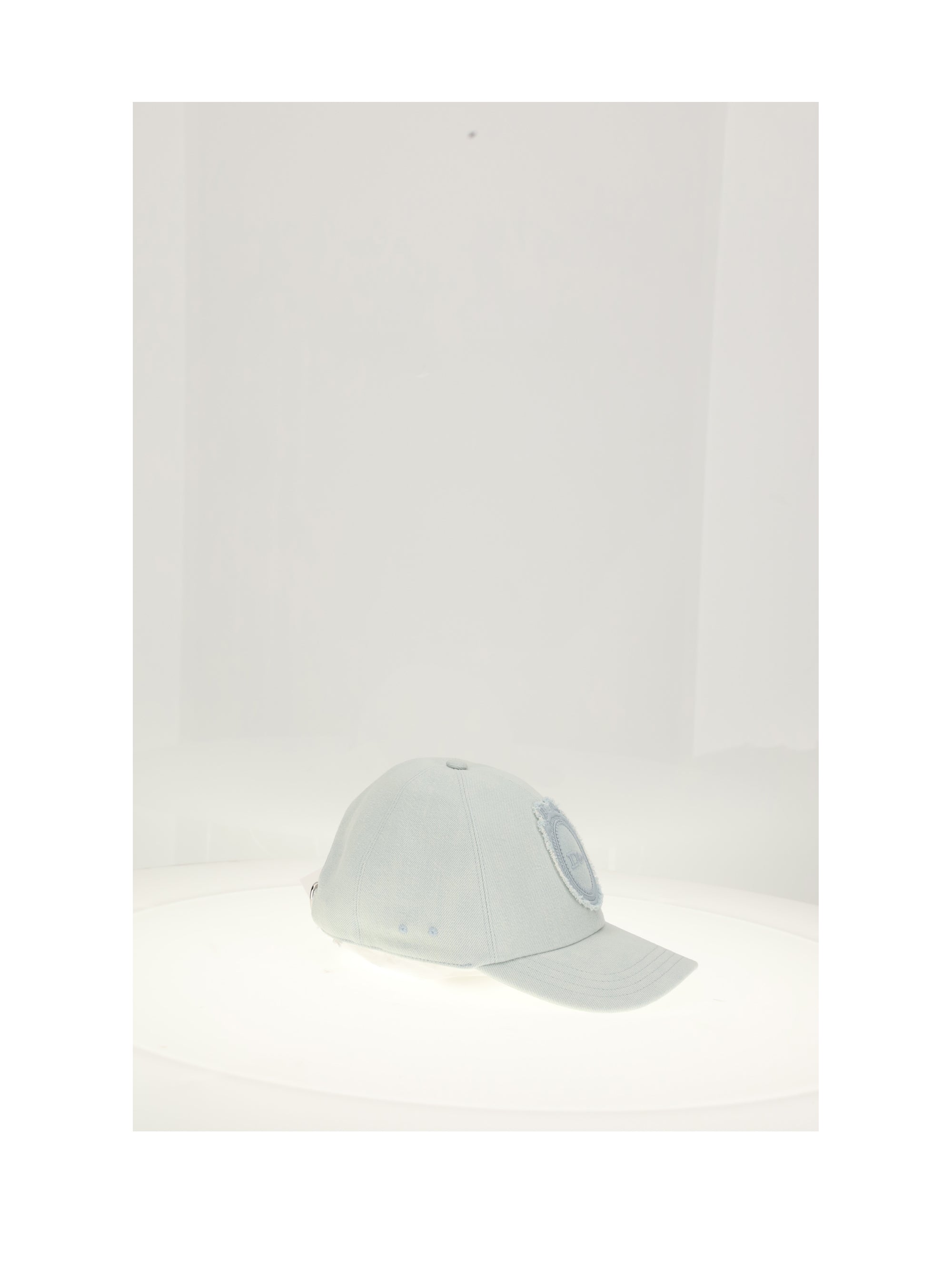 hat d player medallion denim