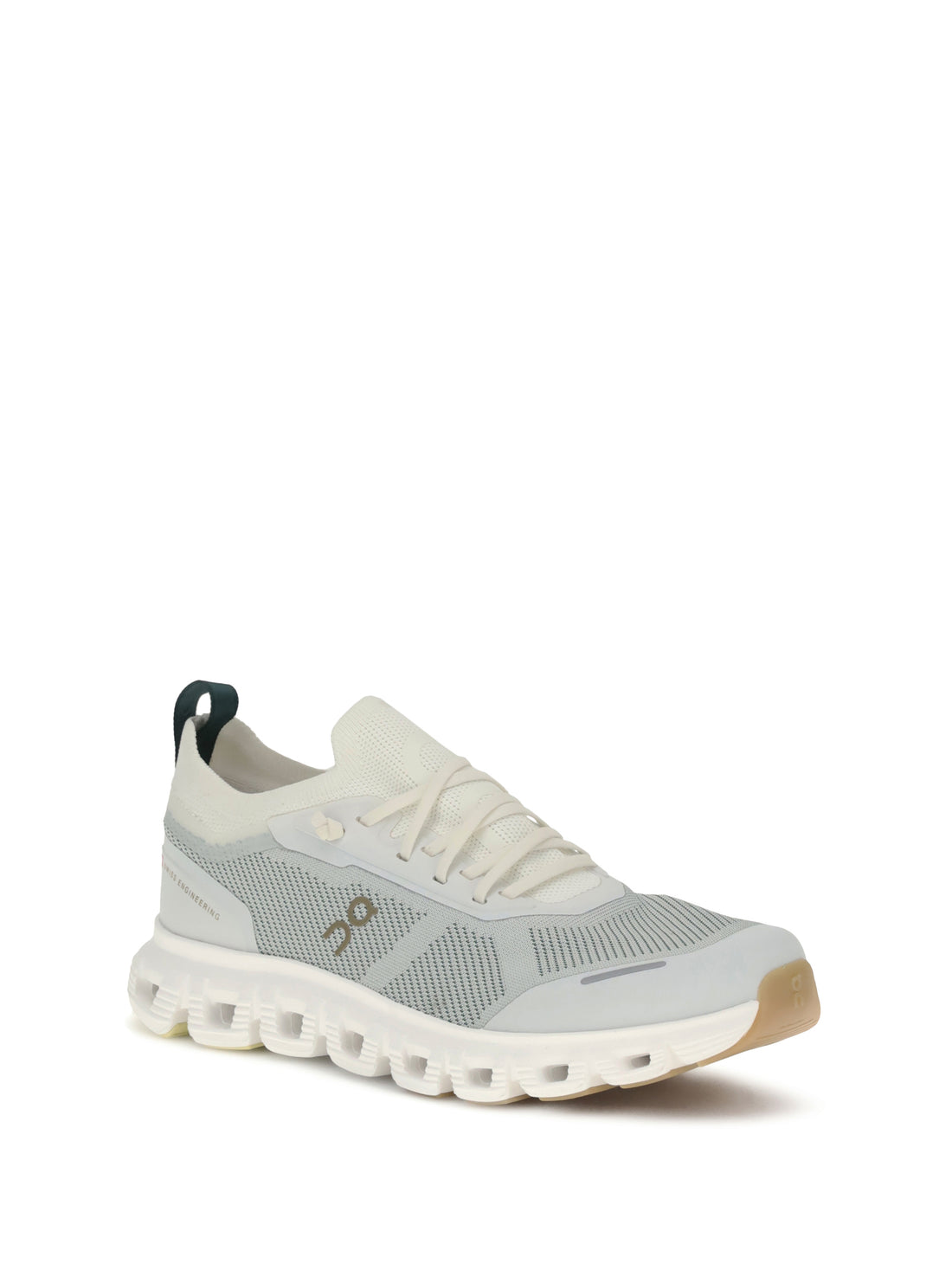 ON 5 cloud 6 versa sneakers